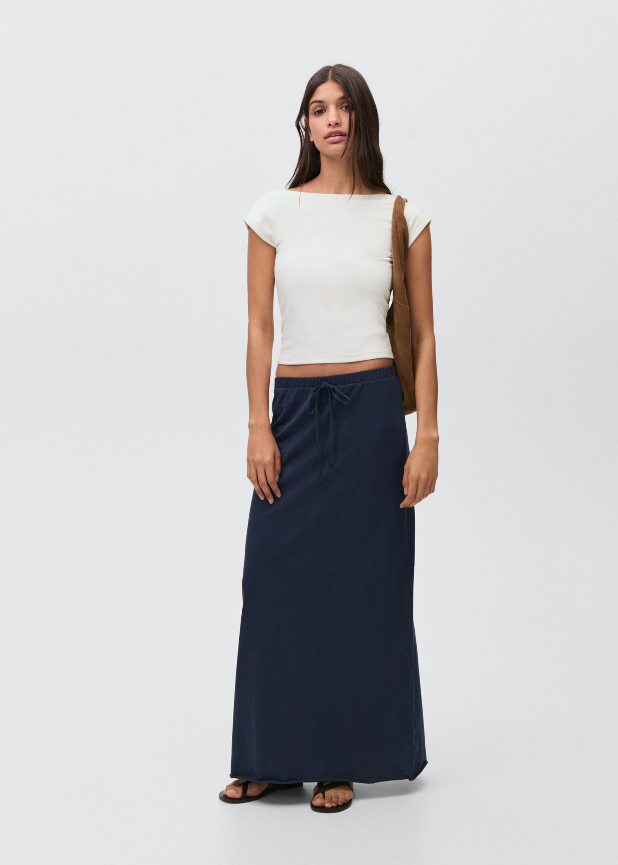 Long knitted skirt - General plane