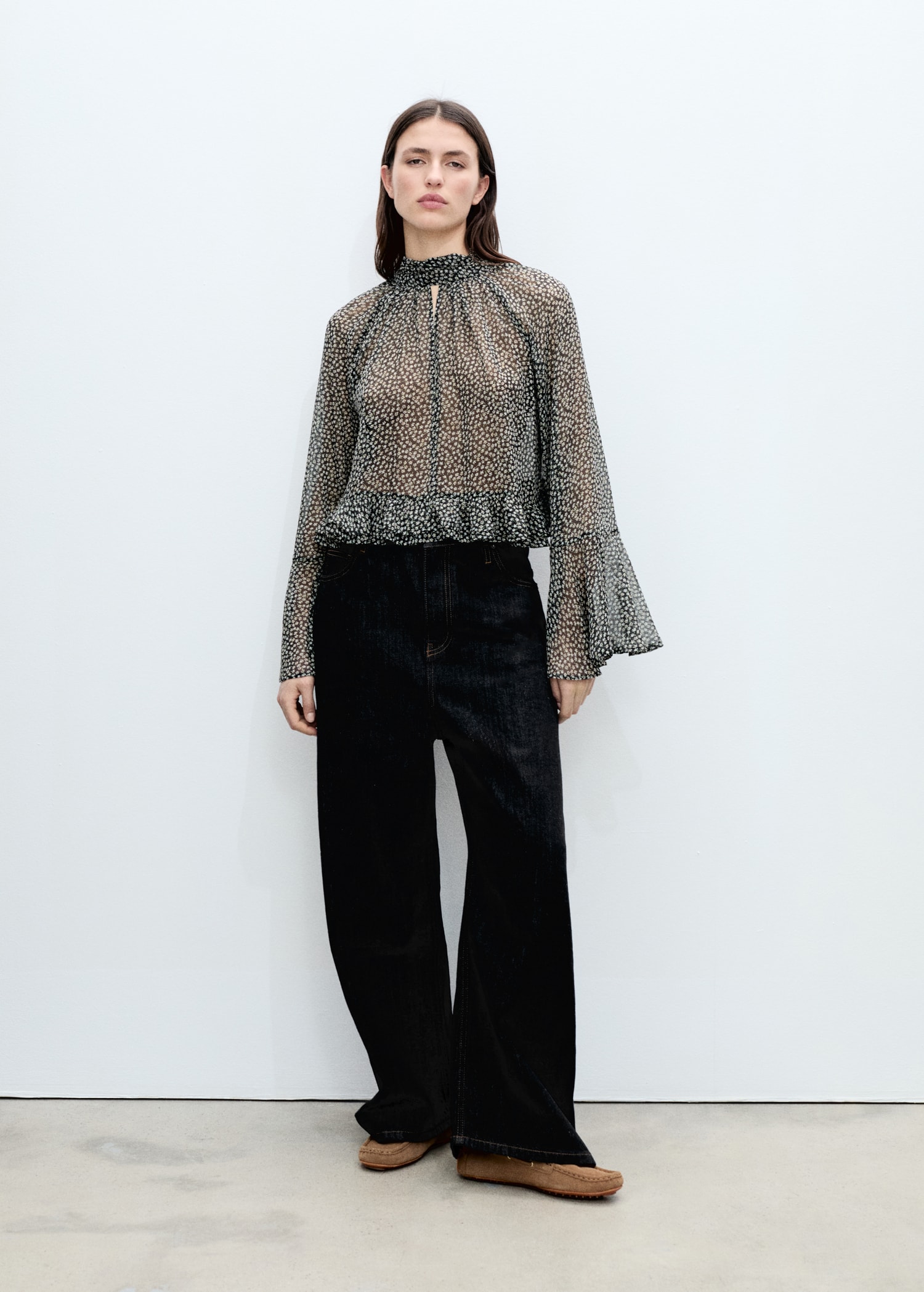 Blouse en imprimé fleuri volants - Plan général