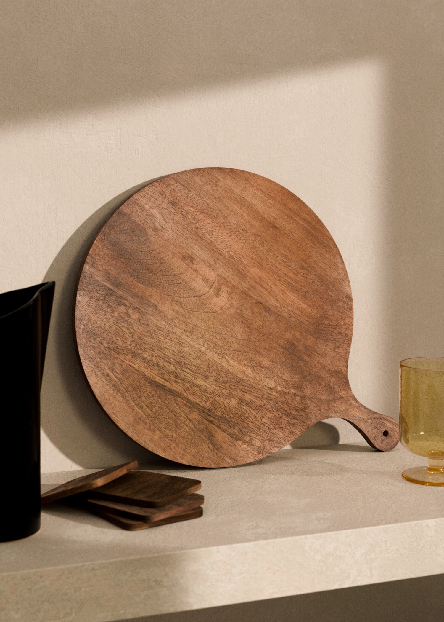 Round wooden chopping board - General plane