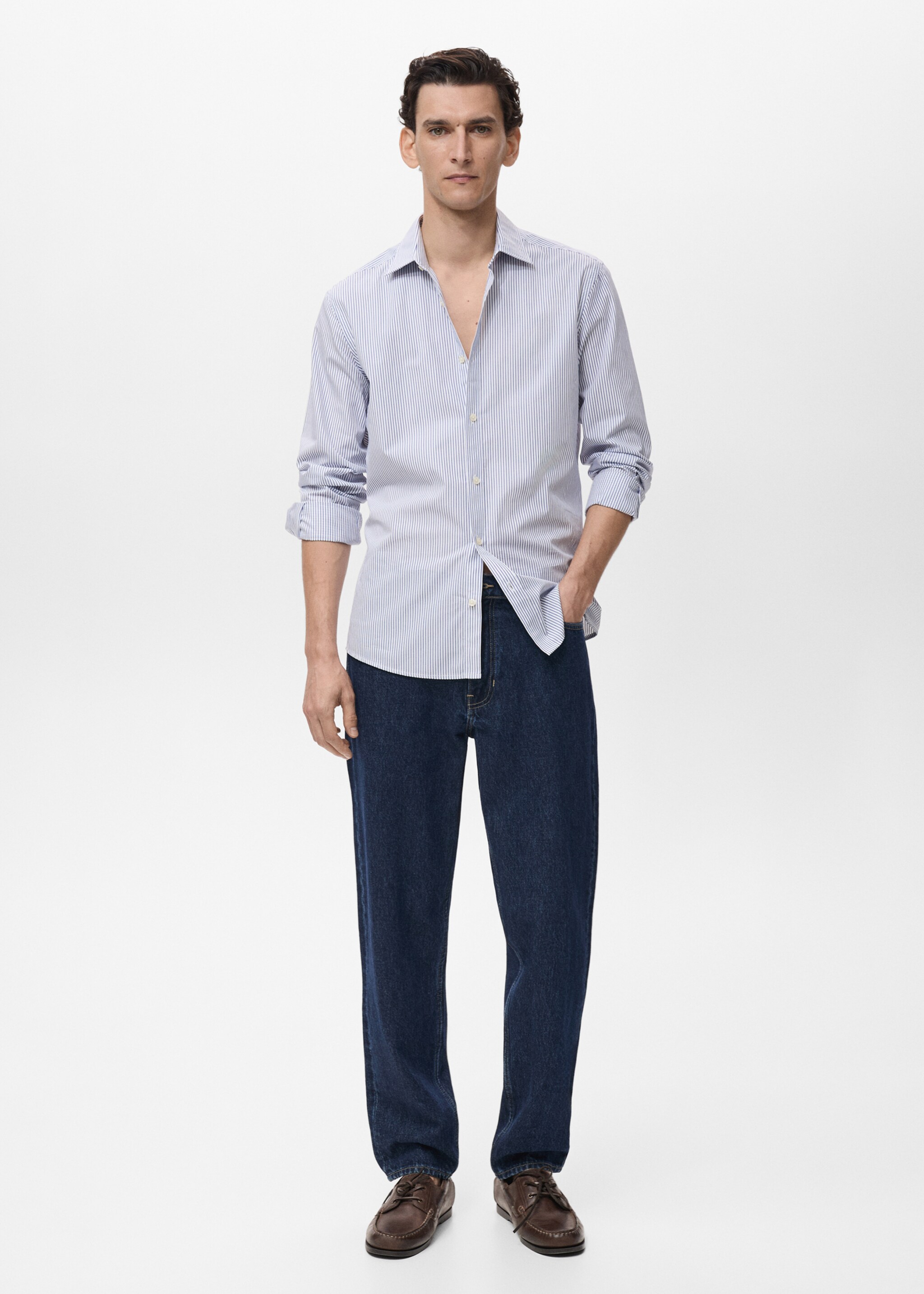 Slim Fit-Streifenhemd aus 100 % Baumwolle - Allgemeine Ansicht
