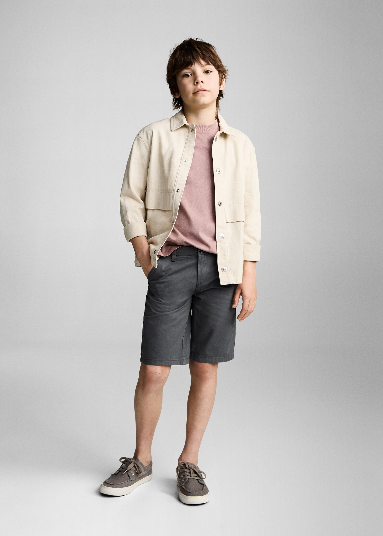 Bermudashorts im Chino-Stil - Allgemeine Ansicht