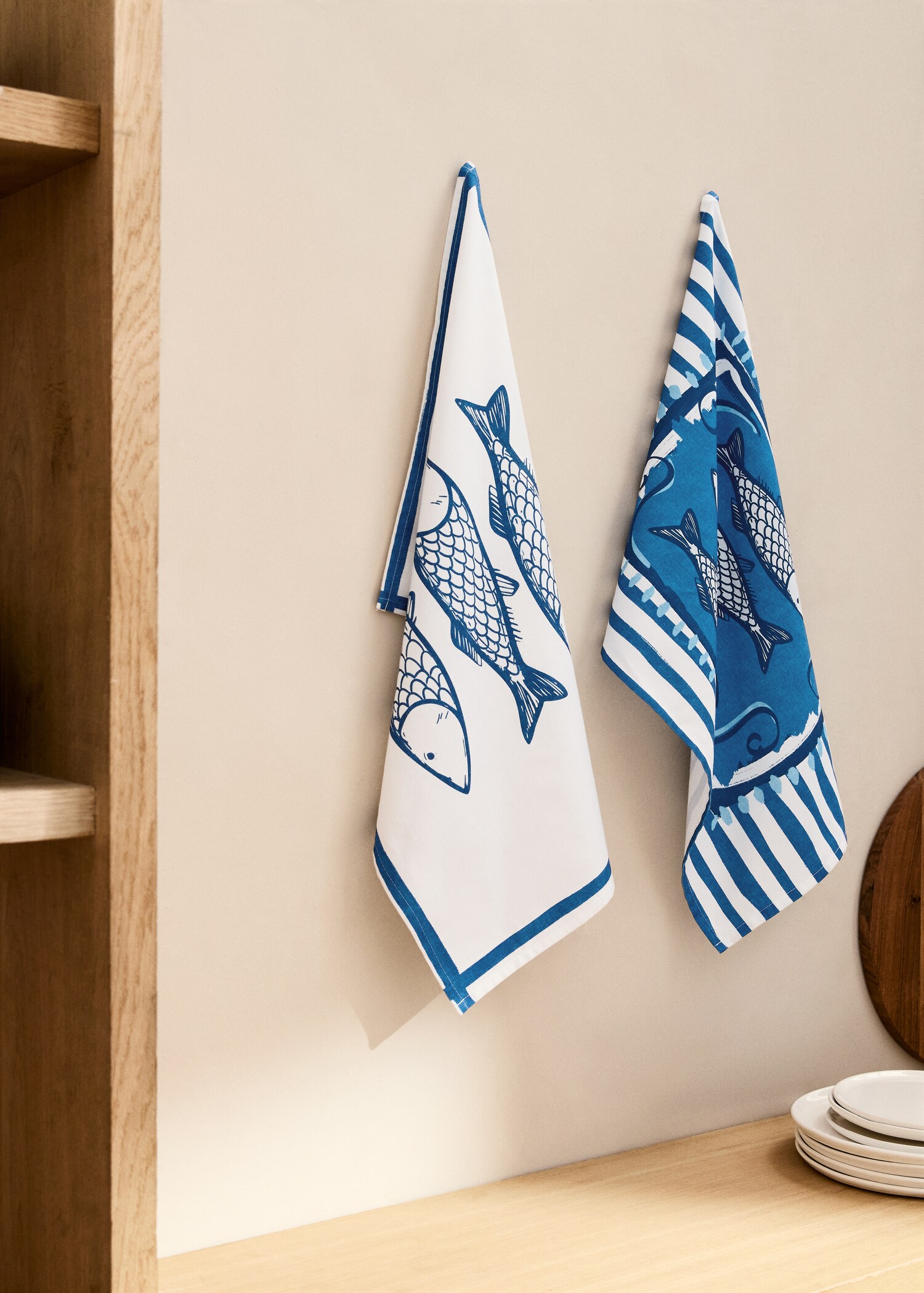 Cotton dish towel with sardine print - General plane