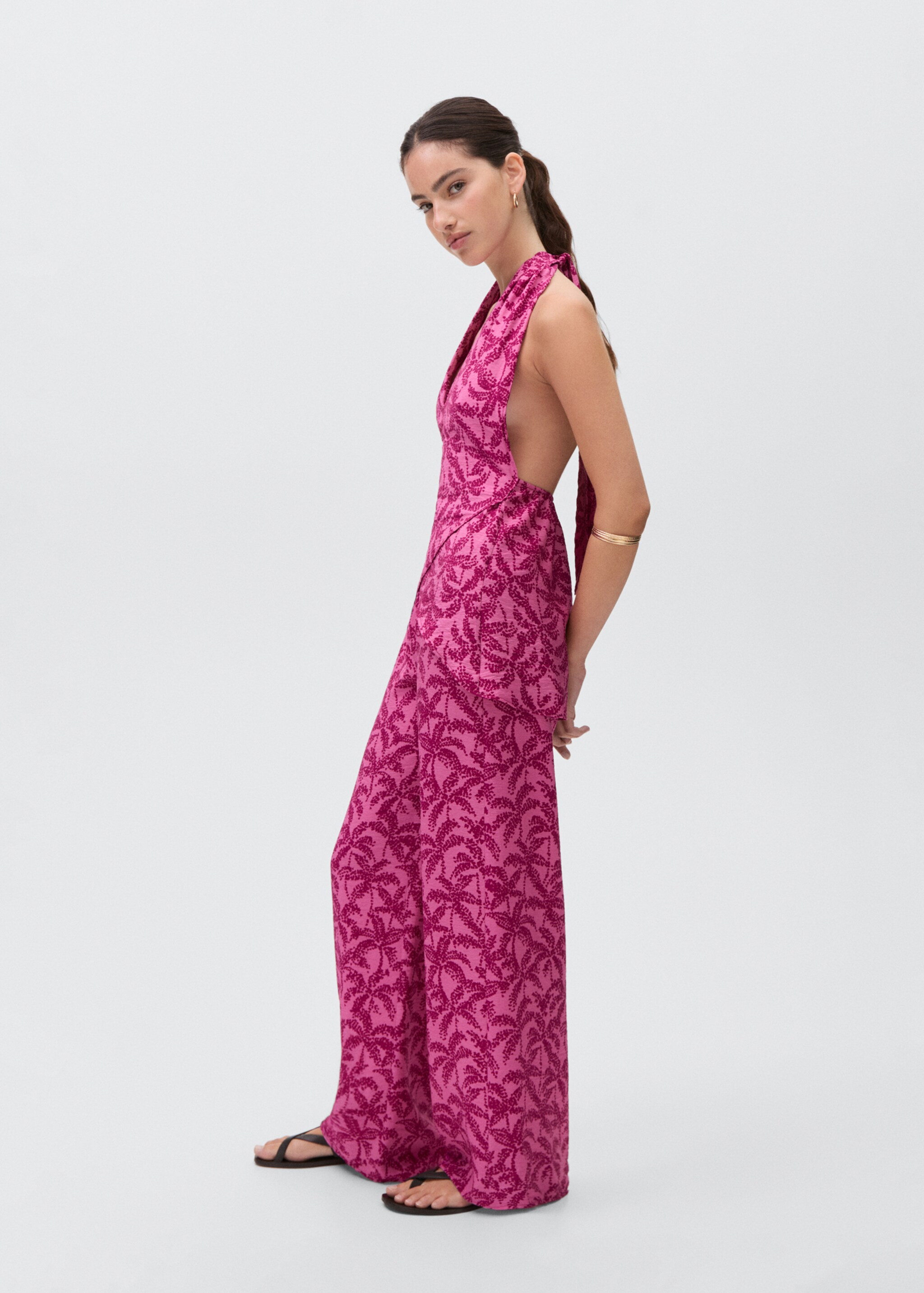 Top estampado cuello halter - Plano general