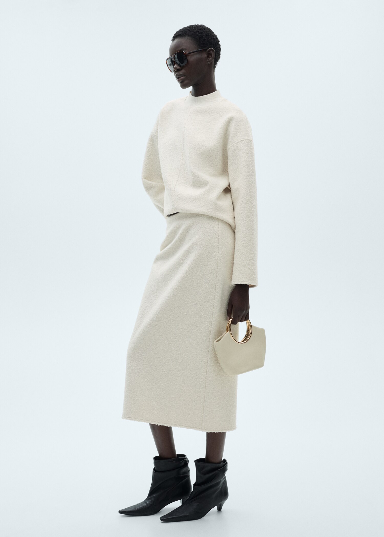 Falda midi bouclé - Plano general