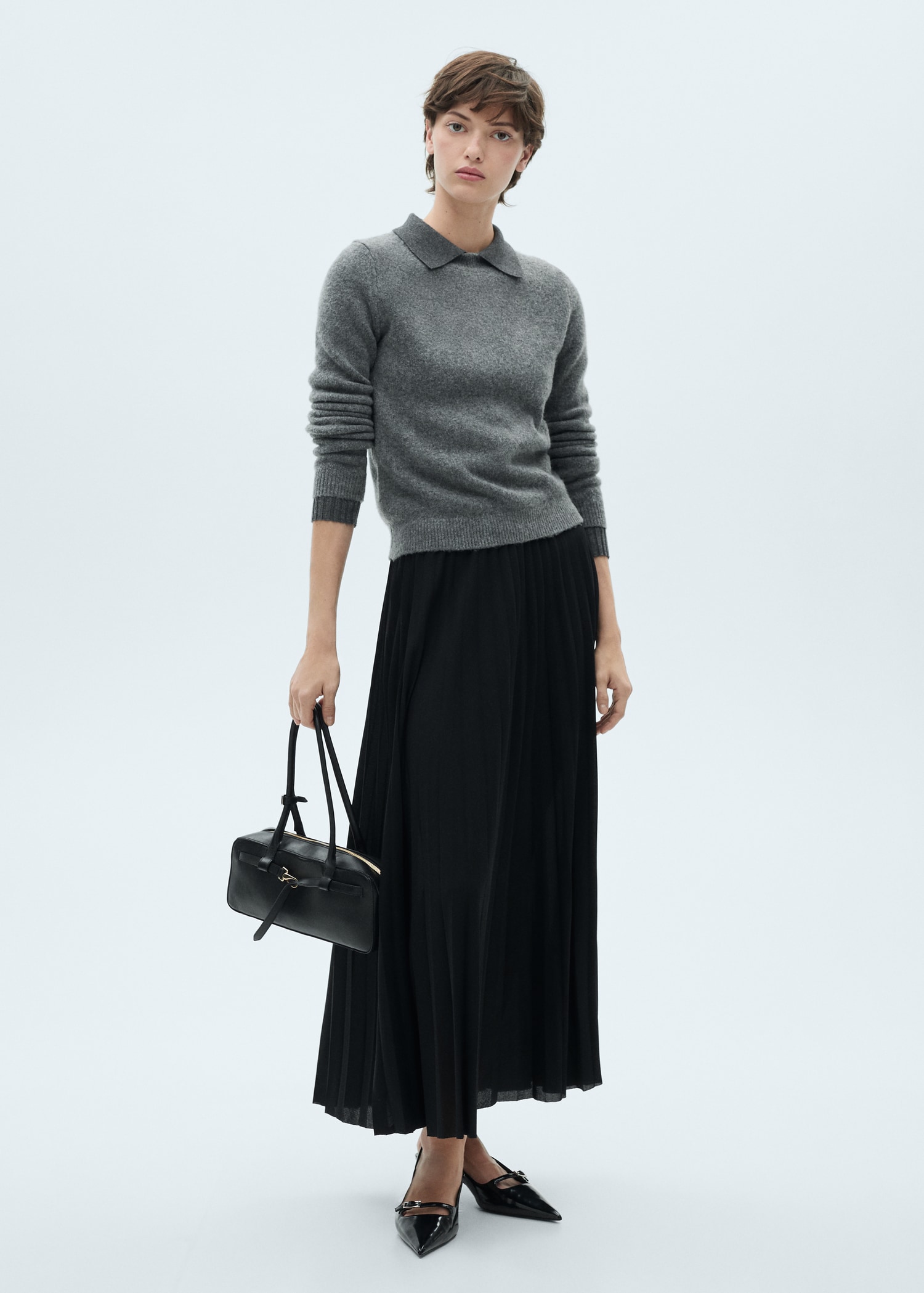 Pleated long skirt - Tampilan Umum