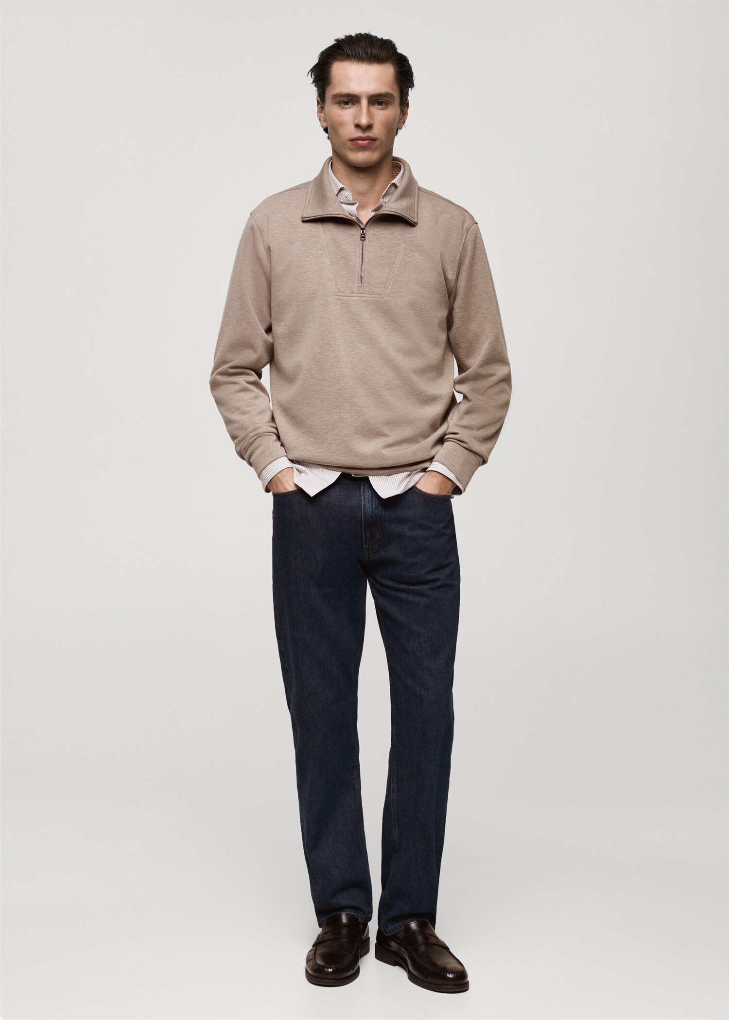 Sudadera regular fit cuello cremallera - Plano general