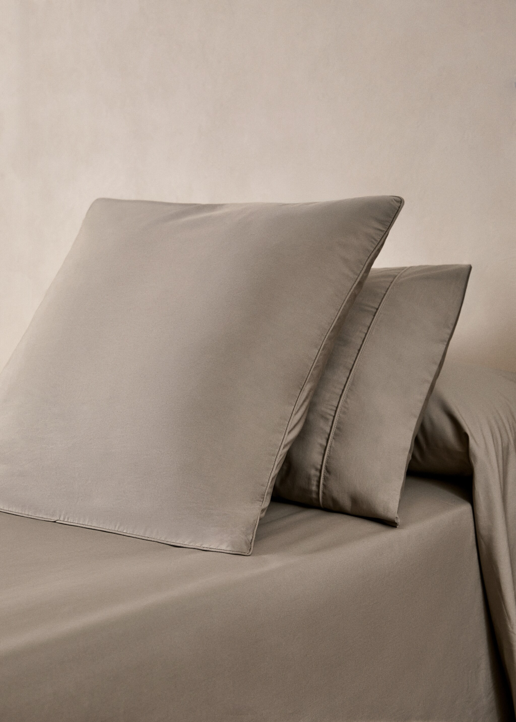 Dos fundas almohada algodón percal 500 hilos detalle vivo redondeado 50x75 cm - Plano general