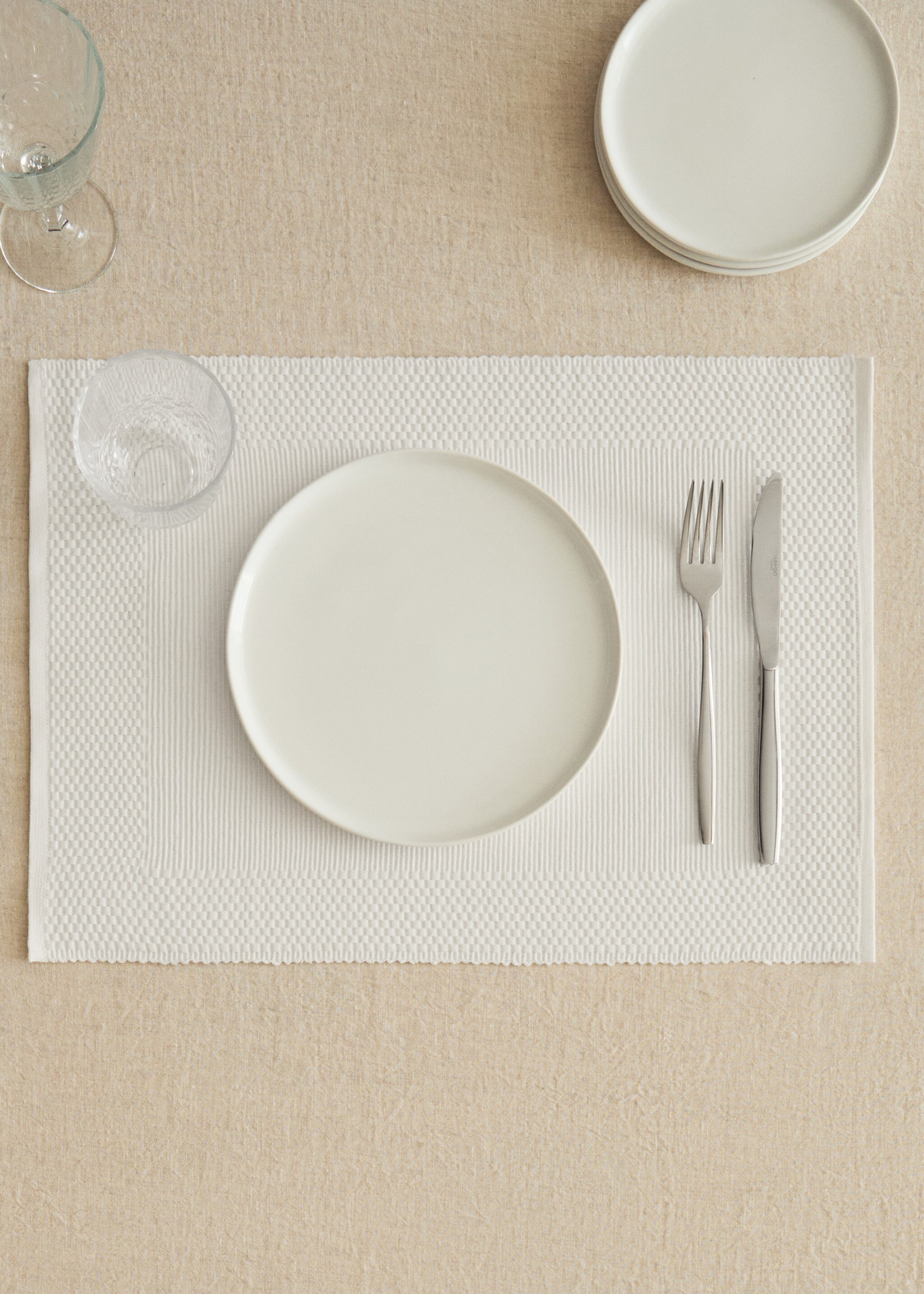 Cotton placemats with geometric pattern - Plan ogólny, Kremowy / écru. Ref: 87073314-00.