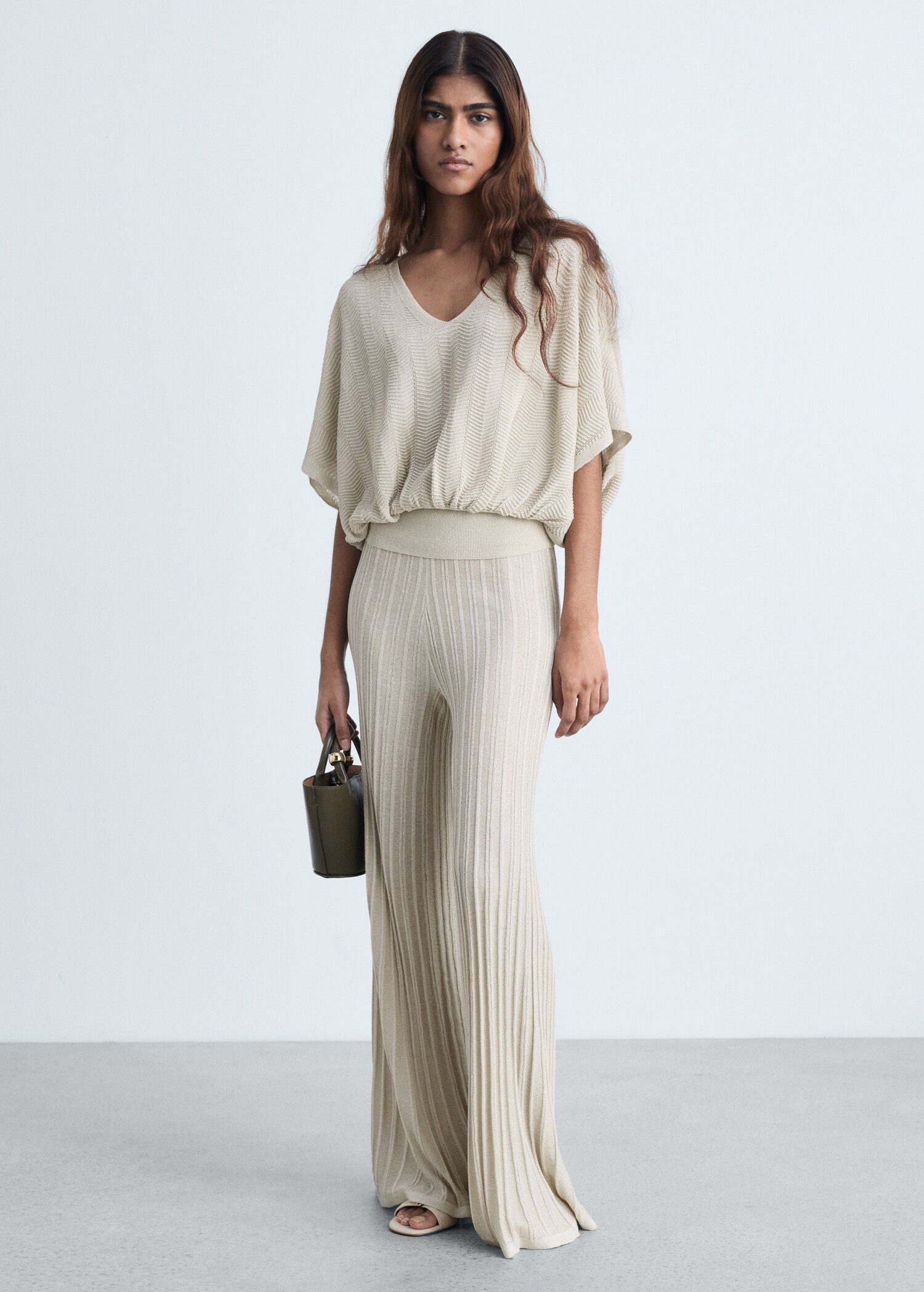 Flared knitted trousers - General plane