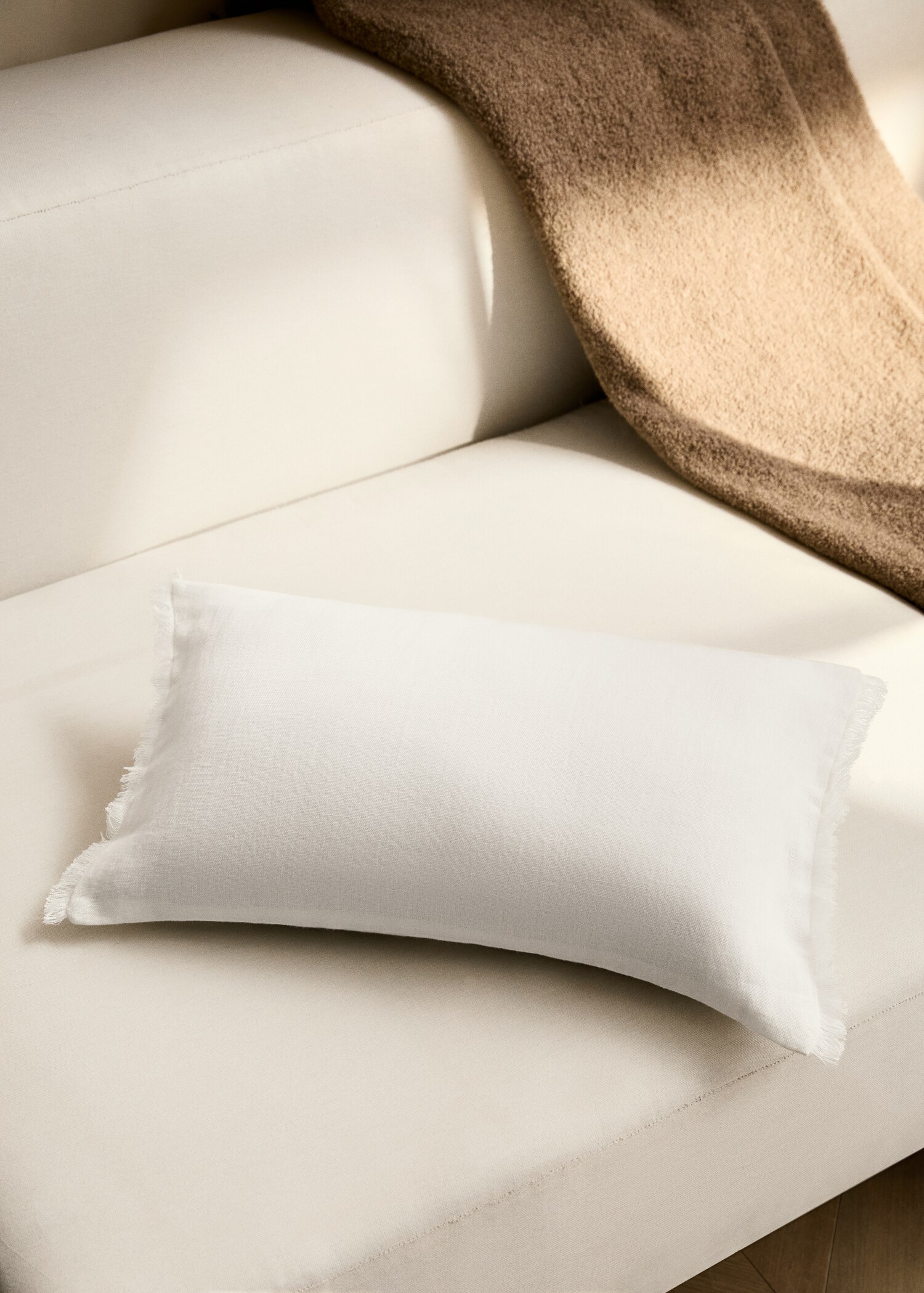 Linen fringed cushion cover 30x50 cm - General plane