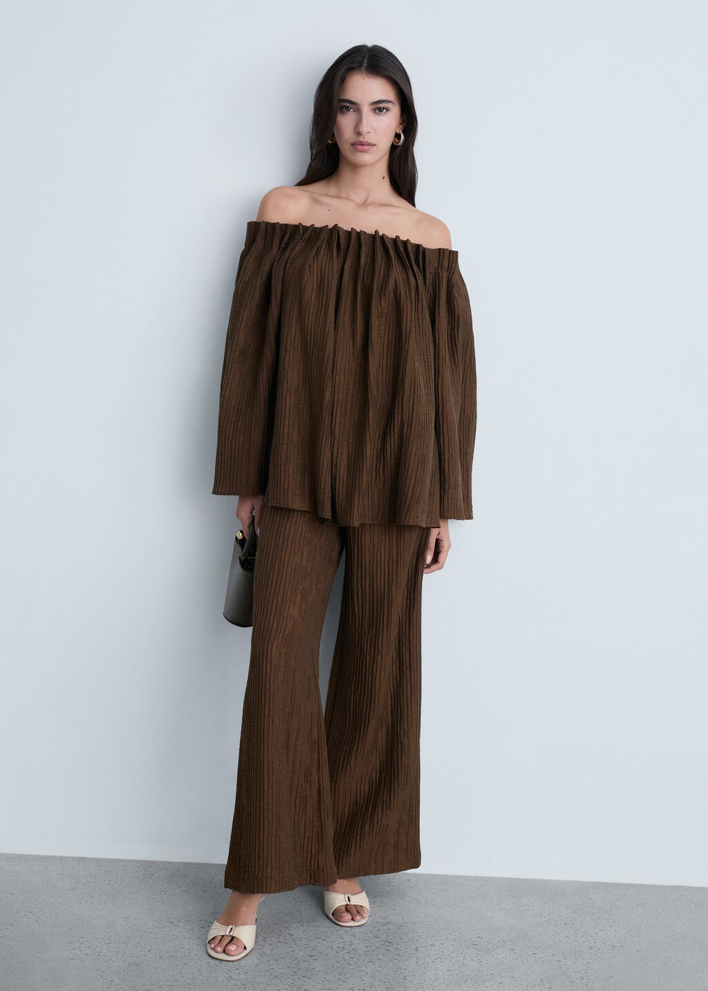 Textured gathered blouse - Women | MANGO USA