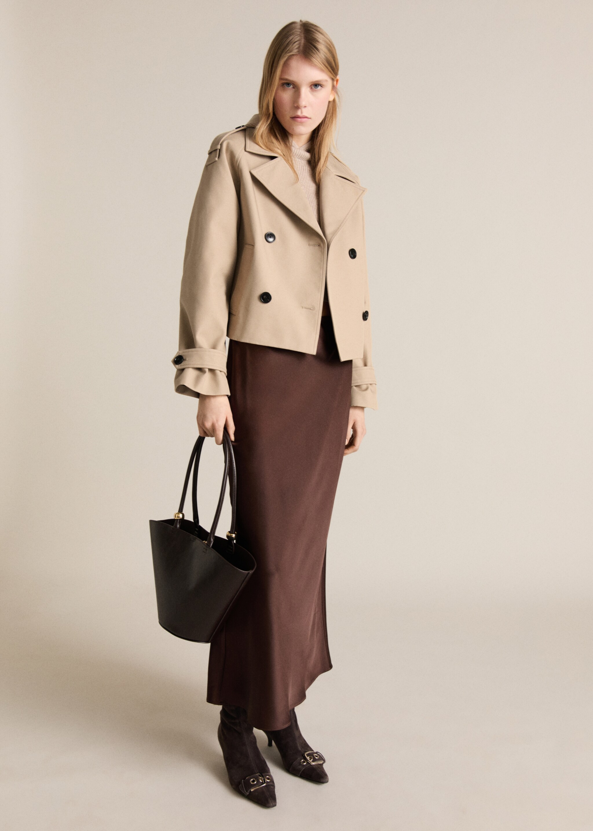 Cotton double-breasted cropped trench coat - General plane