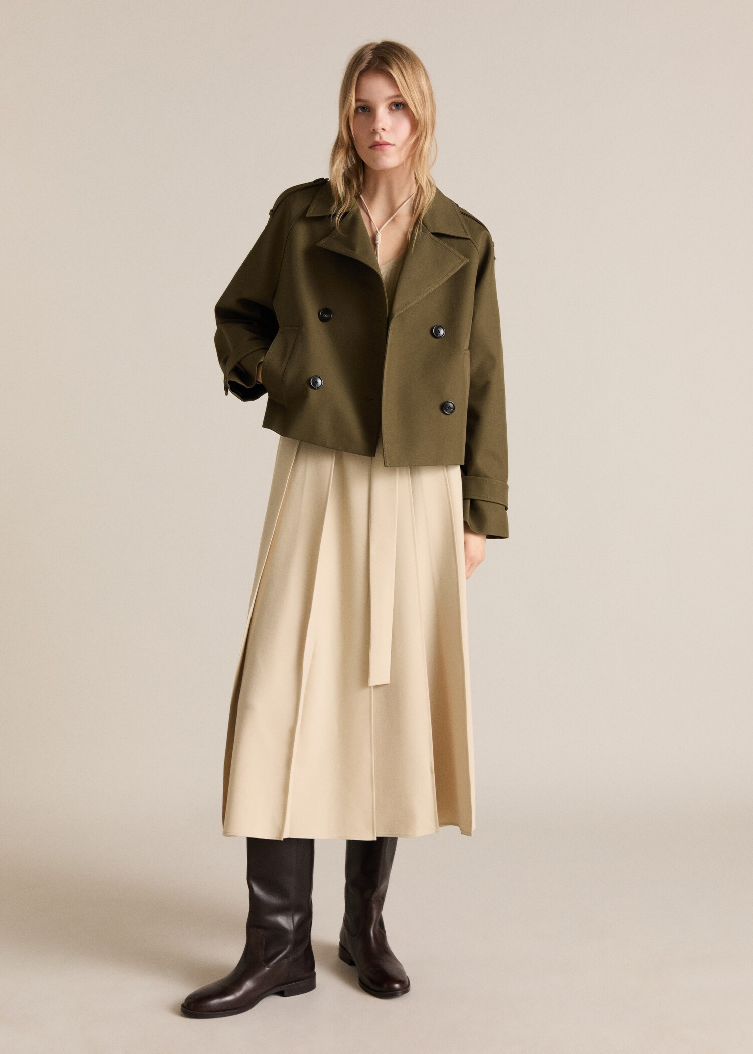 Double-breasted jacket with lapels - General plane