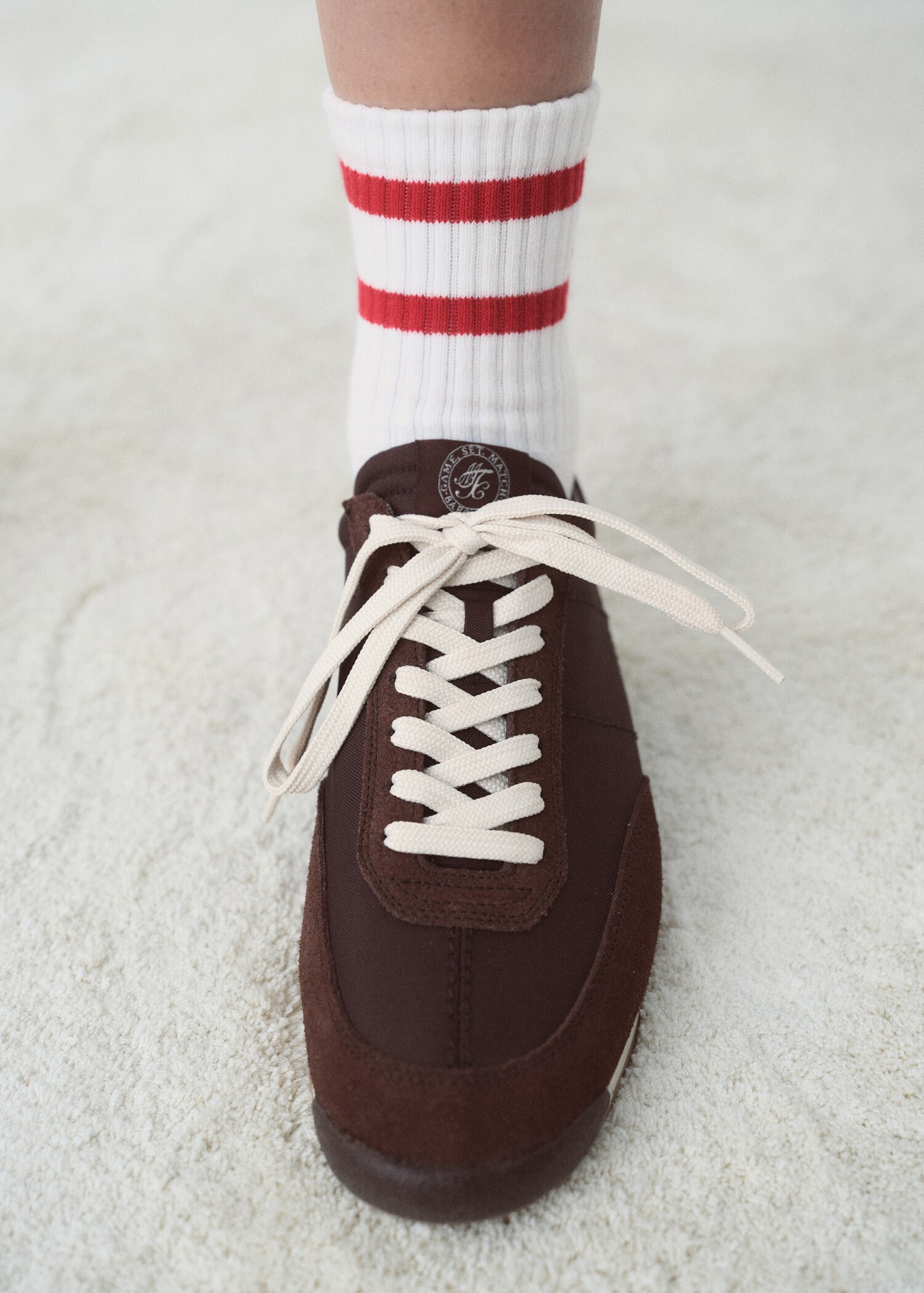 Sneakers with contrasting stripe and suede panels - General plane