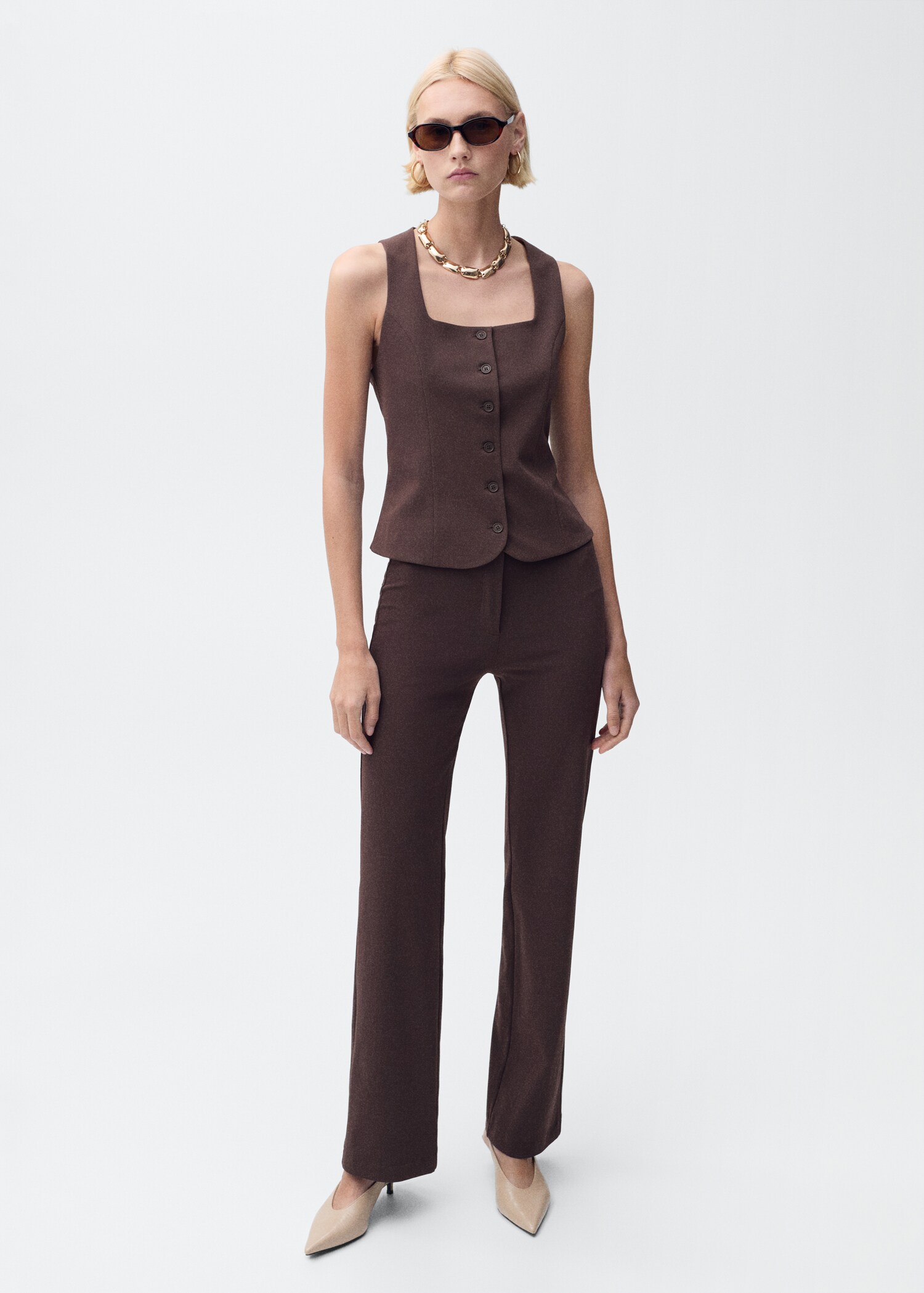 Straight suit trousers - General plane