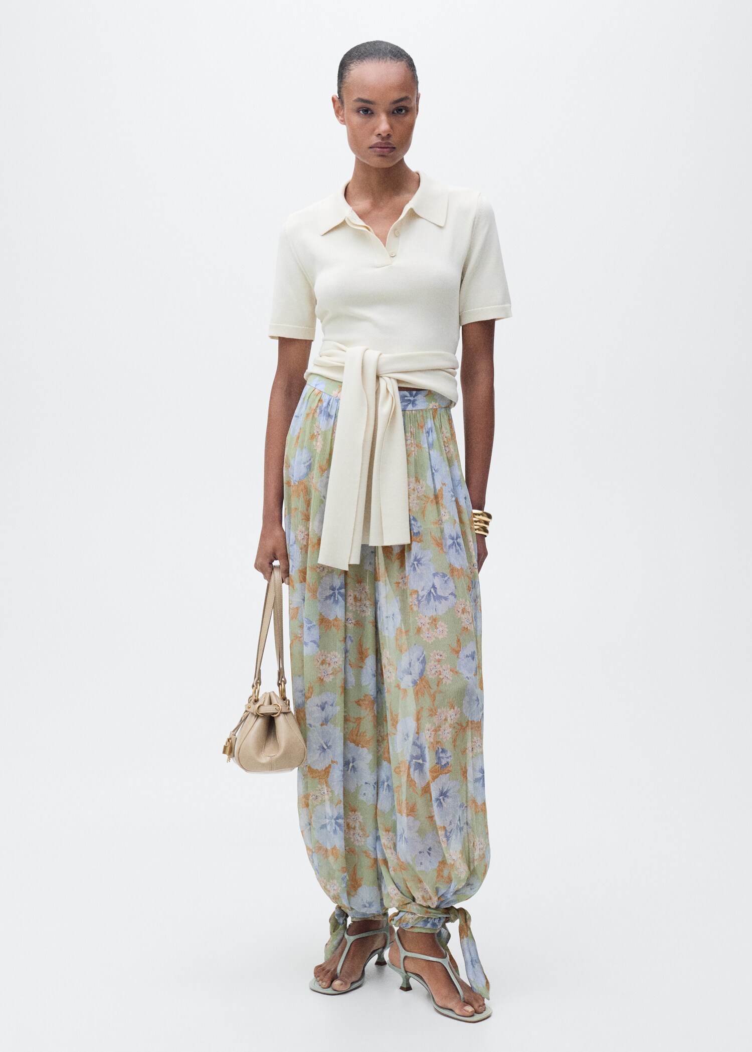 Ballonhose mit Blumenmuster - Allgemeine Ansicht