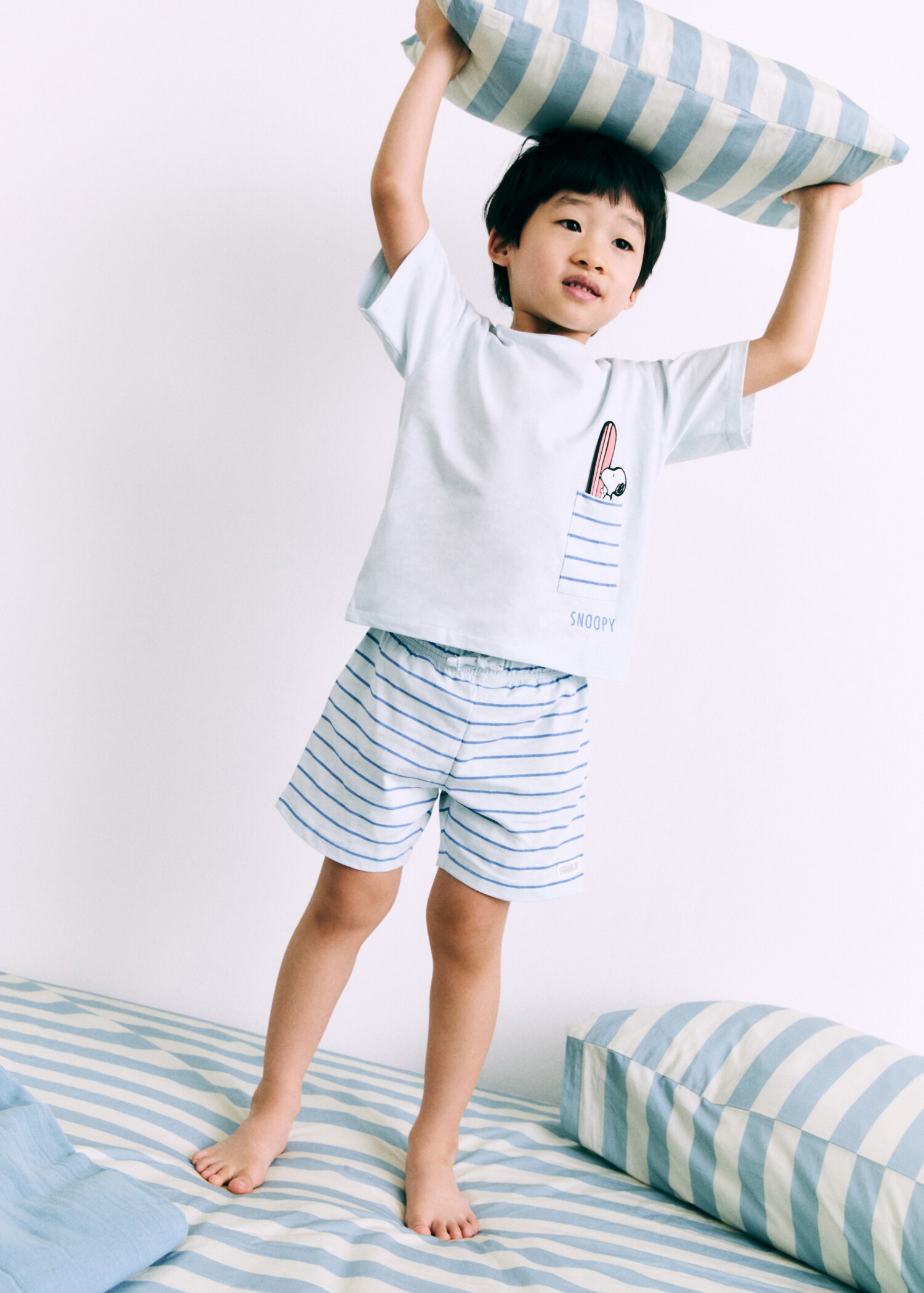 Snoopy short pyjamas - General plane