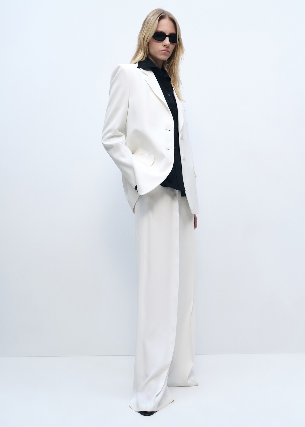 Pleated wideleg suit trousers - Women | MANGO USA Pleated wideleg suit trousers - Women | MANGO USA