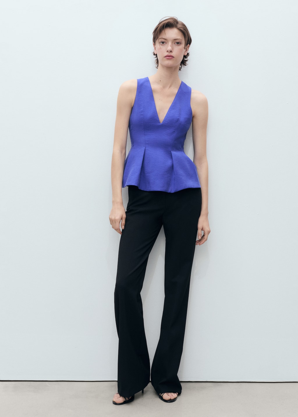 Modal V-neck top - image 2