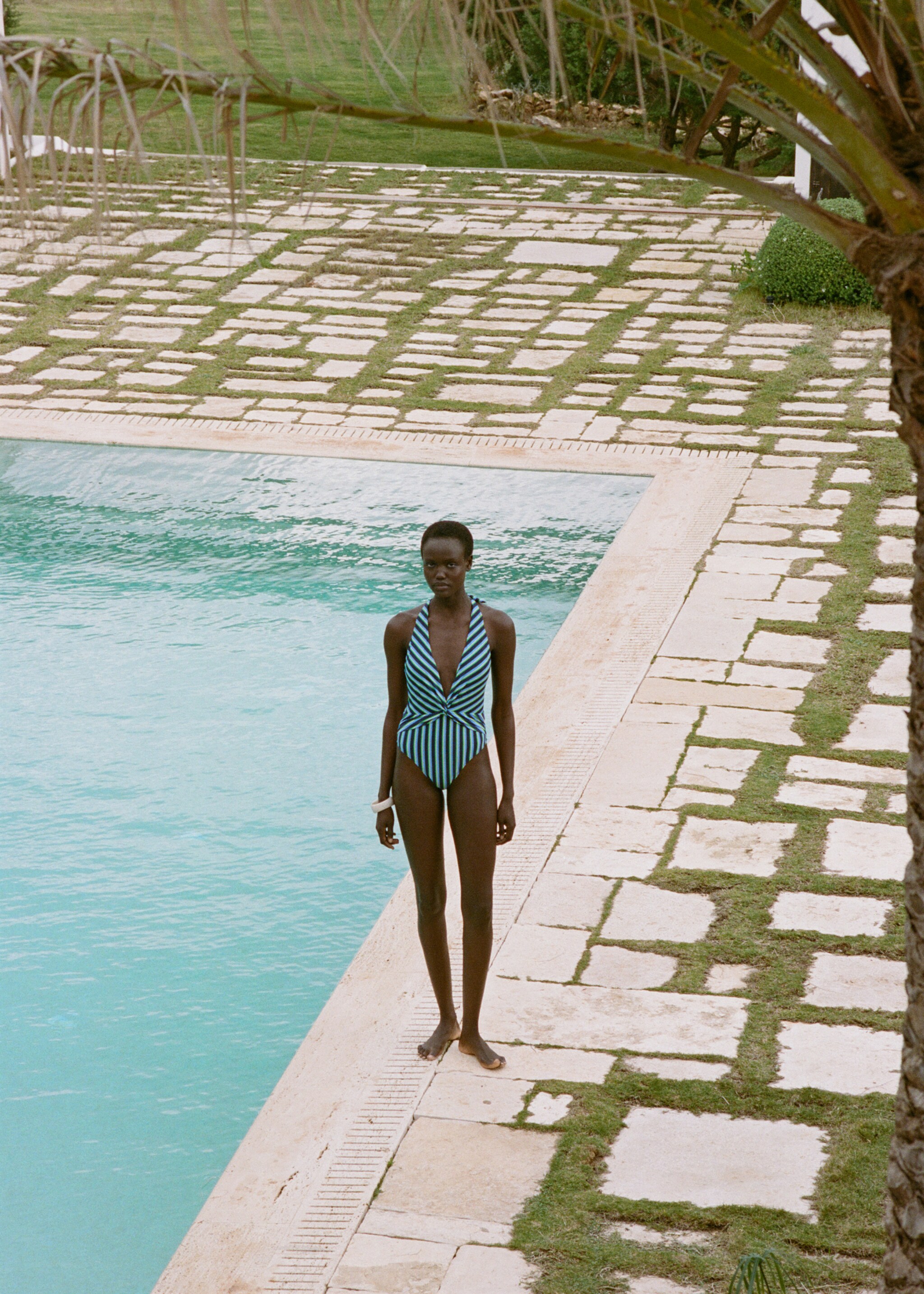 Striped halter swimsuit - General plane
