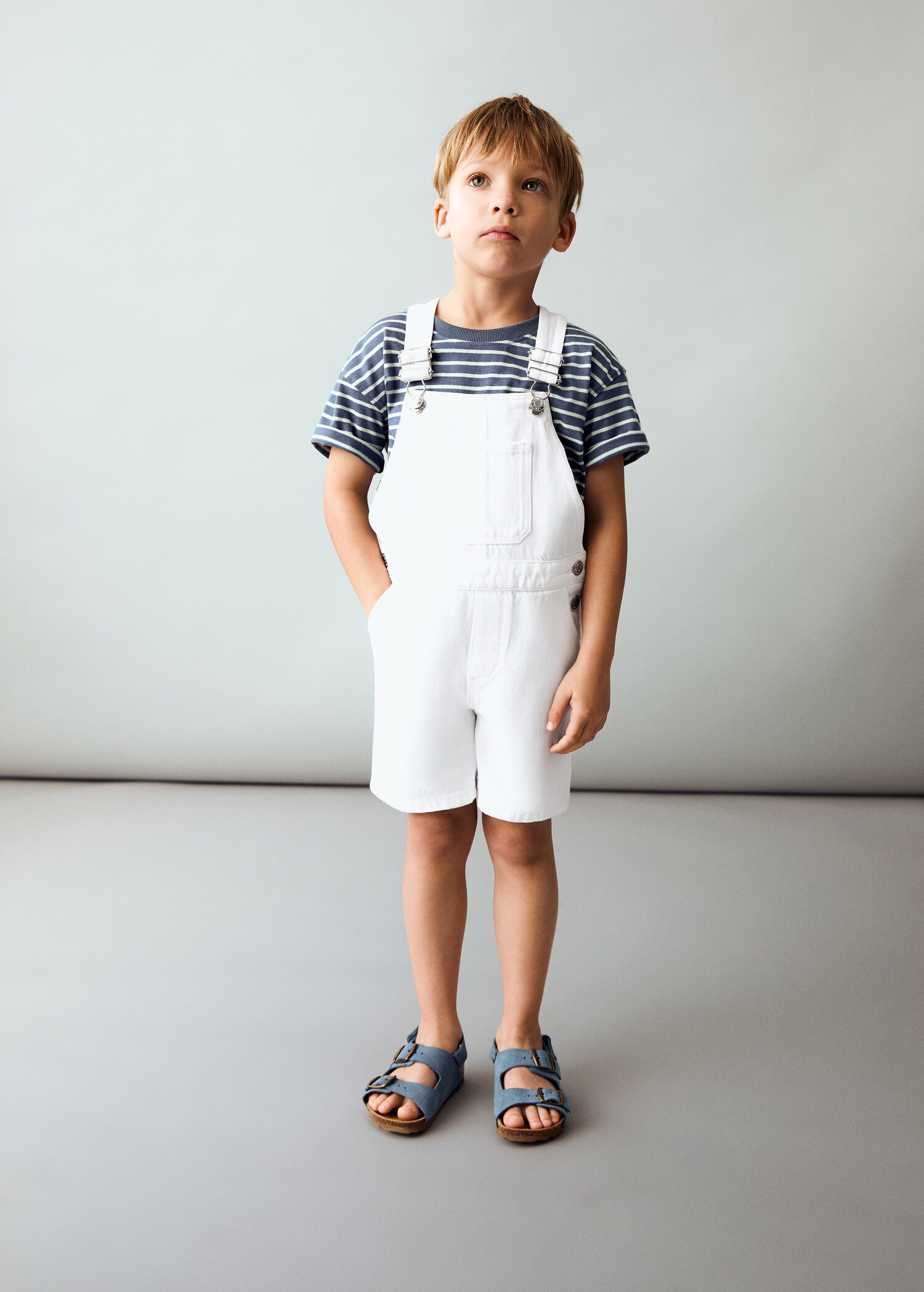 Short denim dungarees - General plane