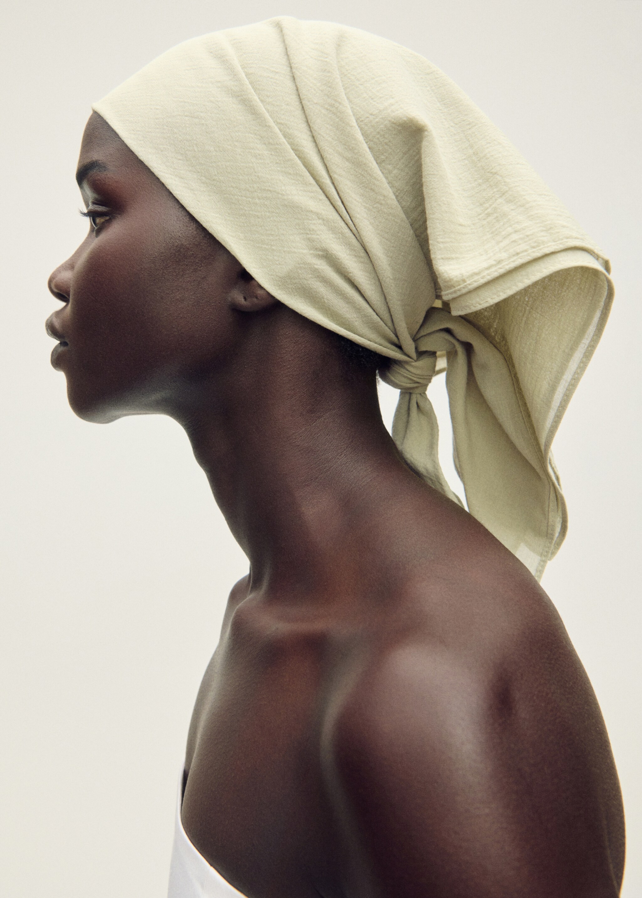 Plain cotton handkerchief - General plane