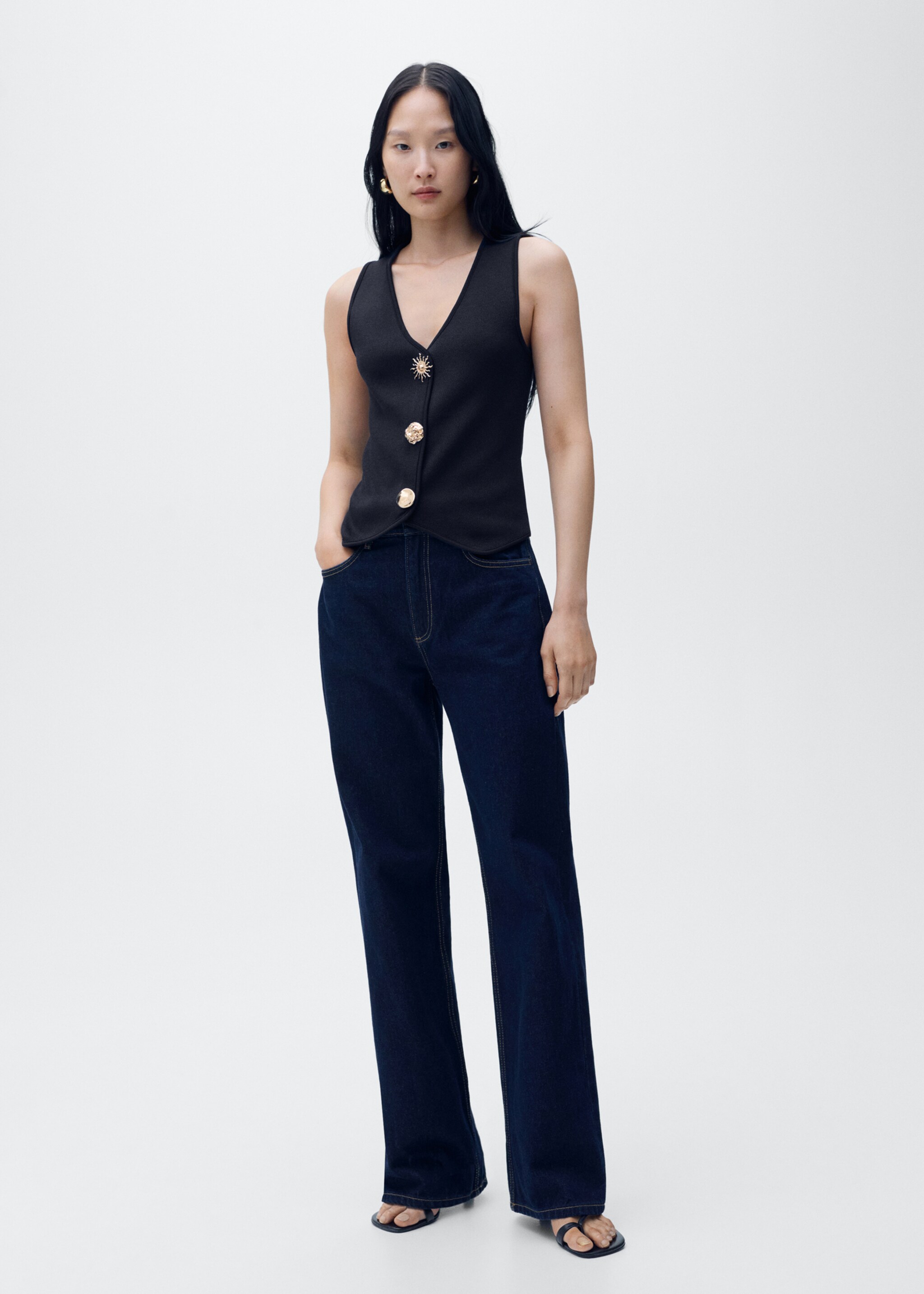 Knitted waistcoat with jewel buttons - General plane