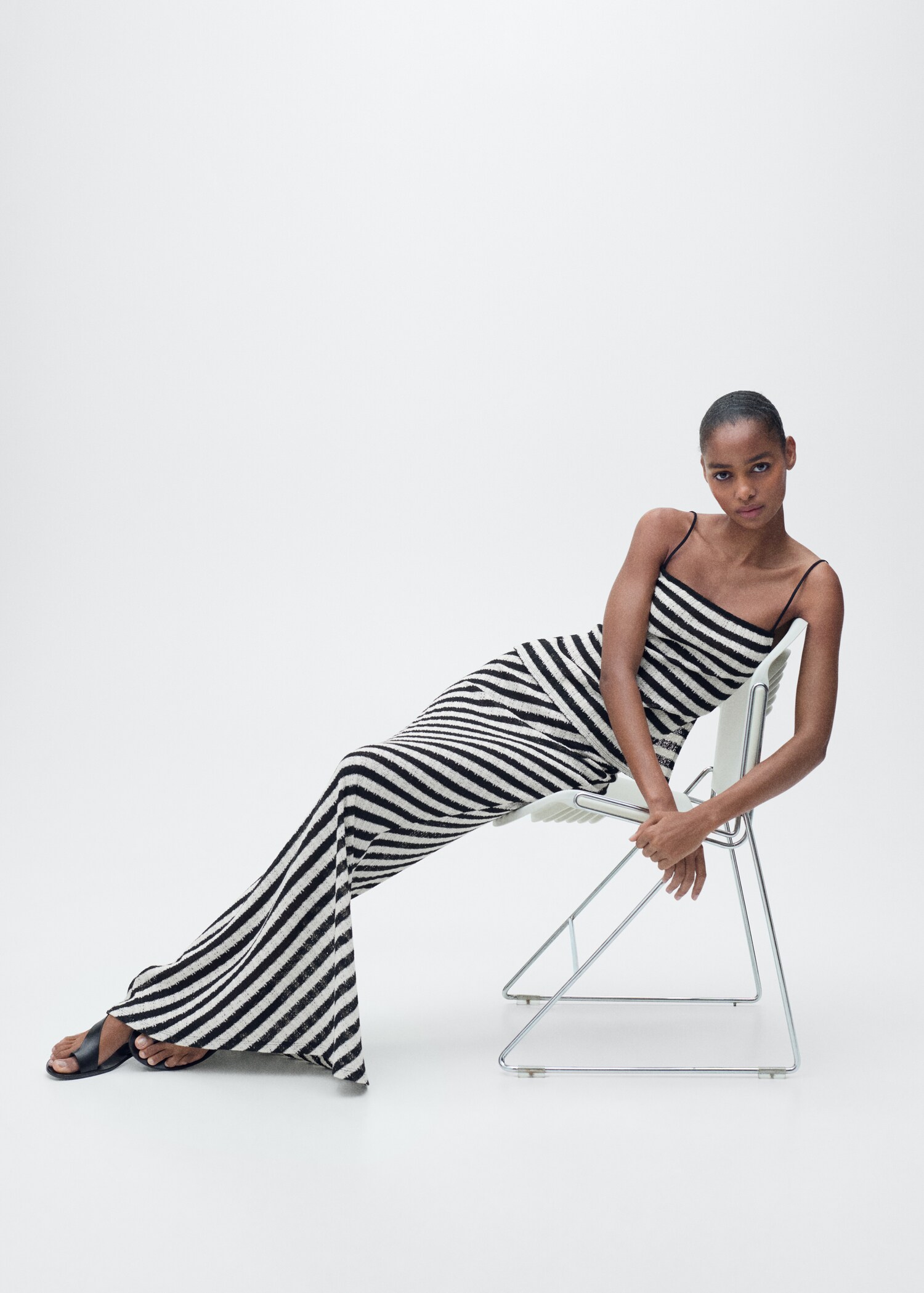 Long striped knitted skirt - General plane