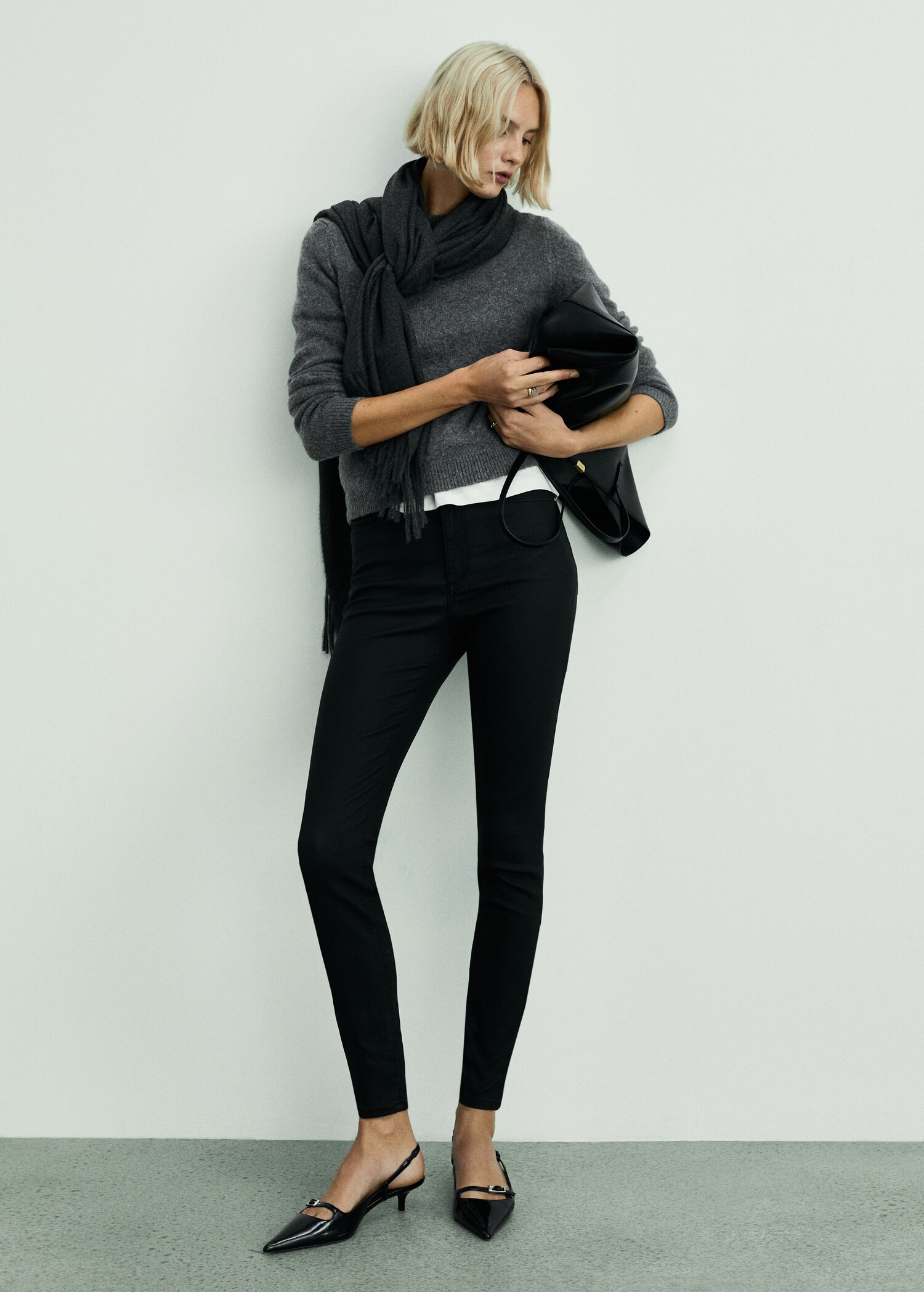 Jeans skinny tiro medio encerados - Plano general
