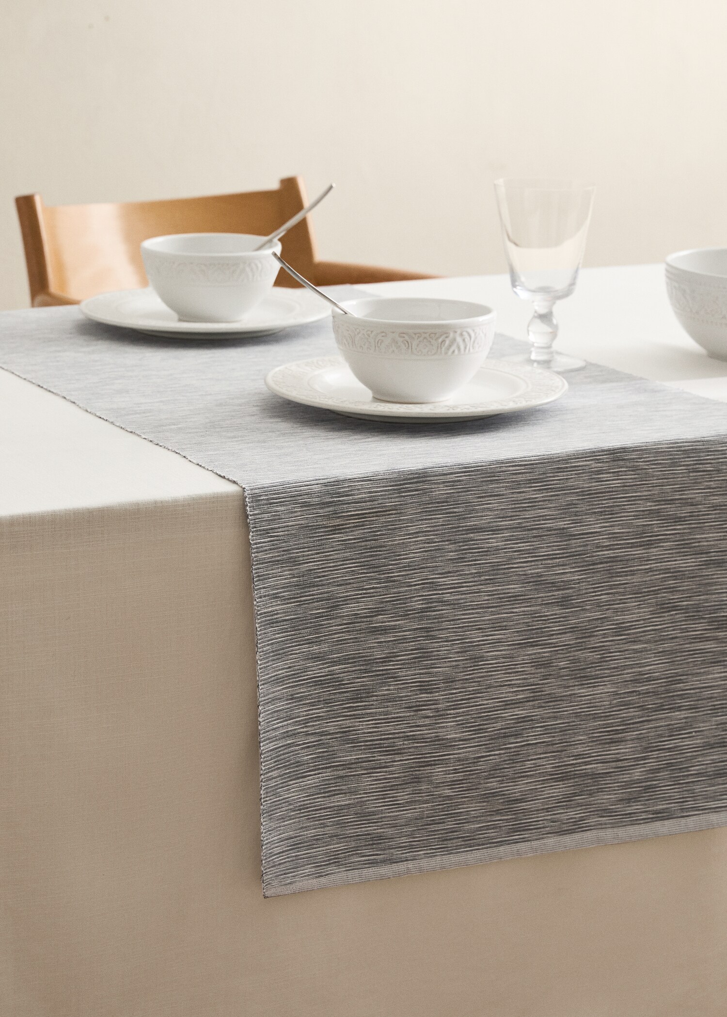 Cotton yarn-dyed melange table runner - General plane