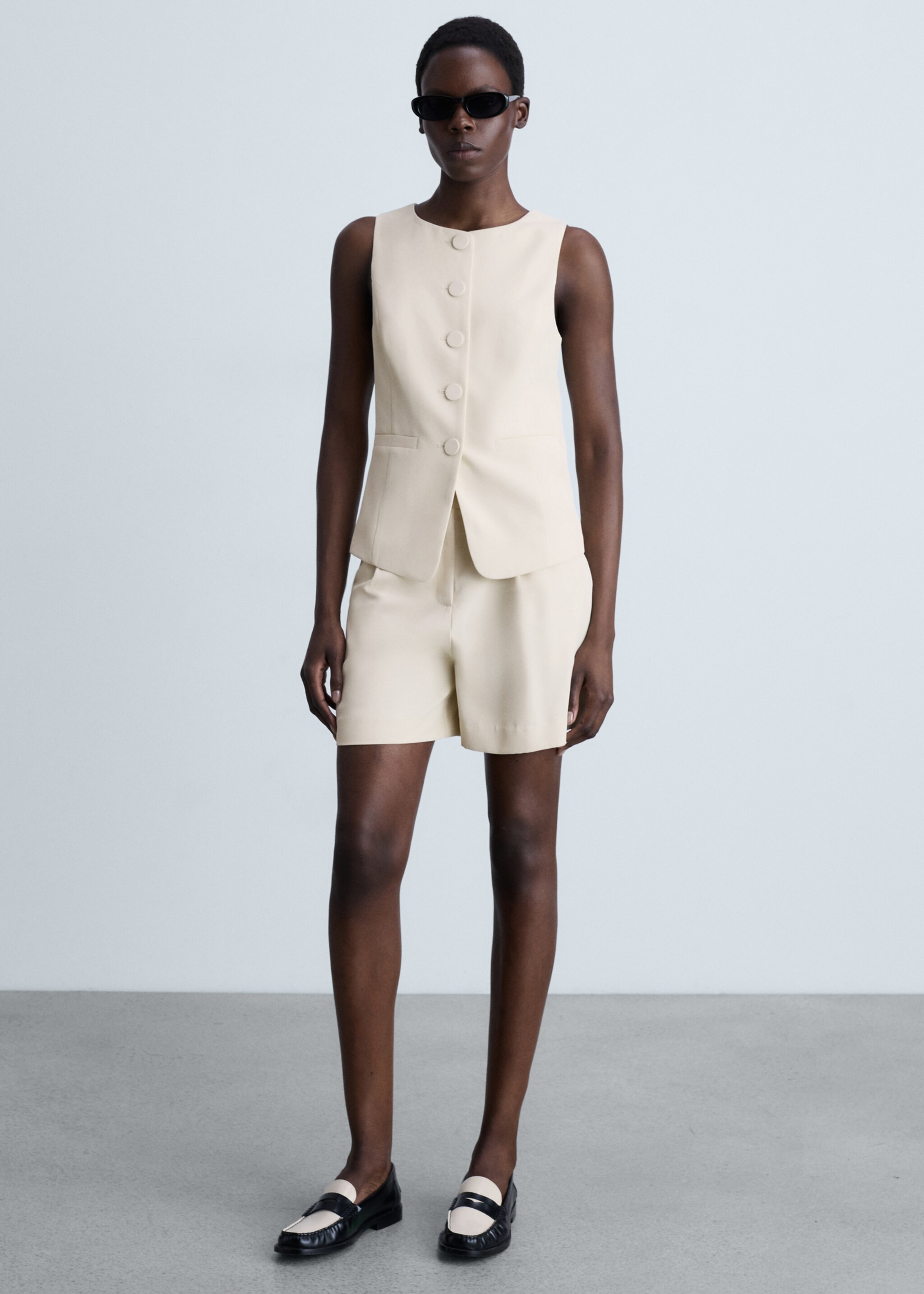 High-waisted suit shorts - General plane