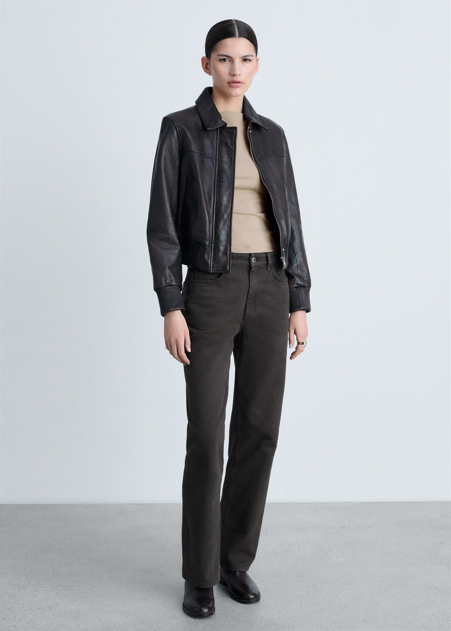 Boat-neck strapless top - General plane