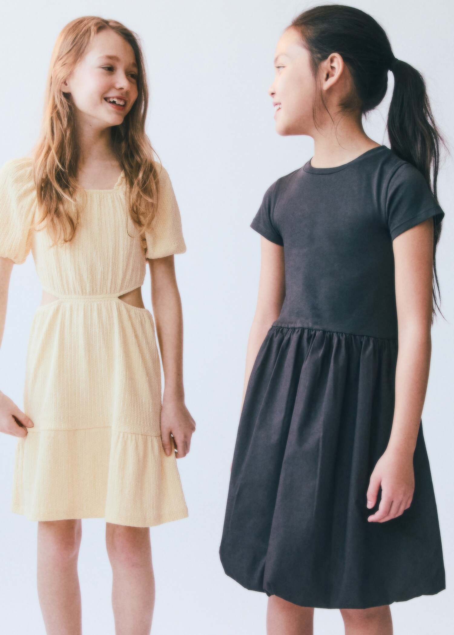 Cut-Out-Kleid - Allgemeine Ansicht