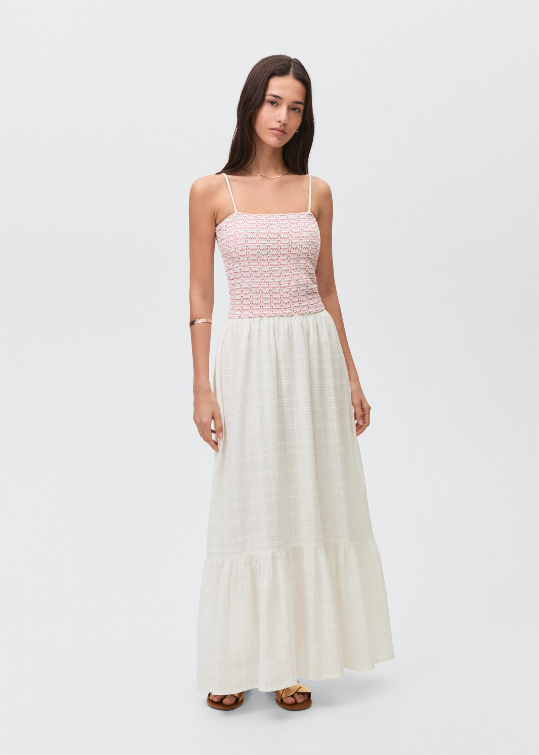 Long dress with embroidered detail - General plane