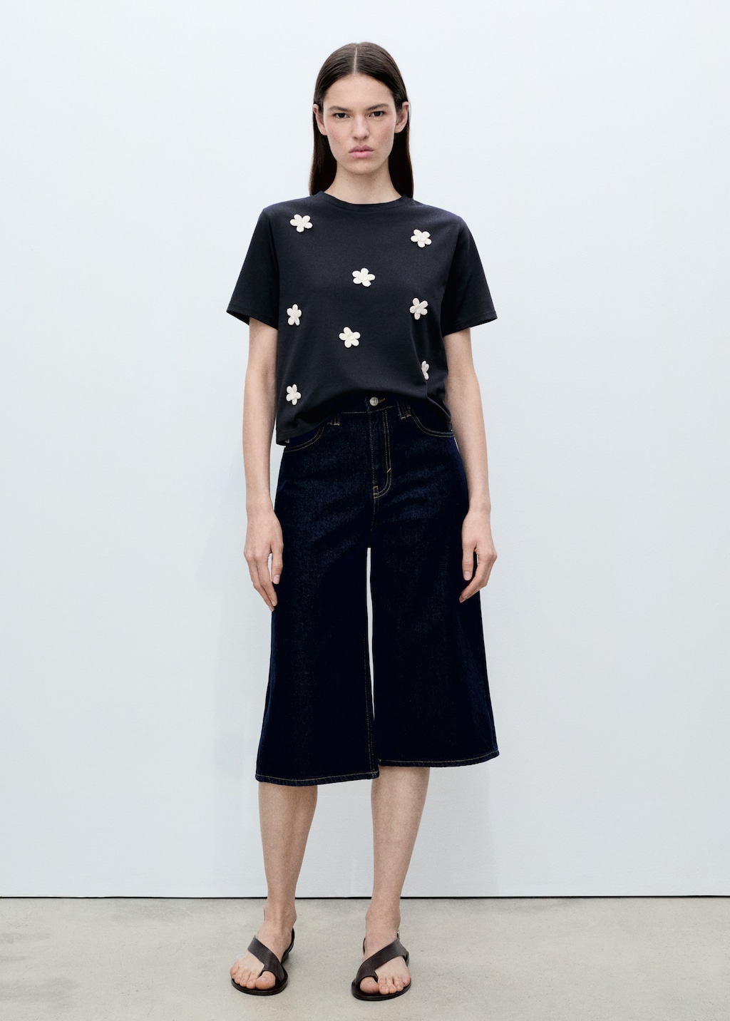 PHYPS ♥ Applique Stud Pigment Short Sleeve T-Shirt Mineral Washed See Through Butterfly Applique Short Sleeve
