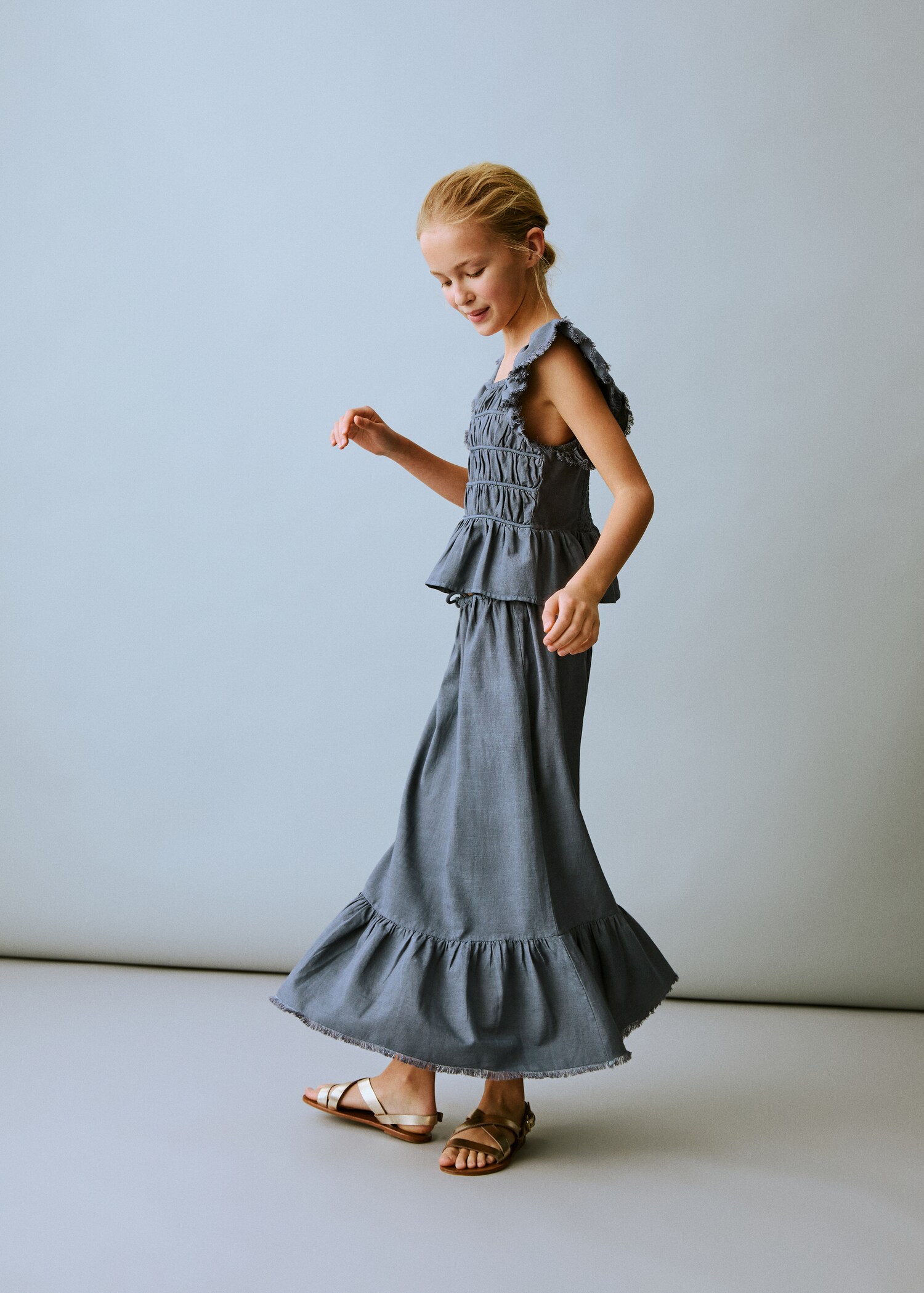 Ruched blouse with ruffles - General plane