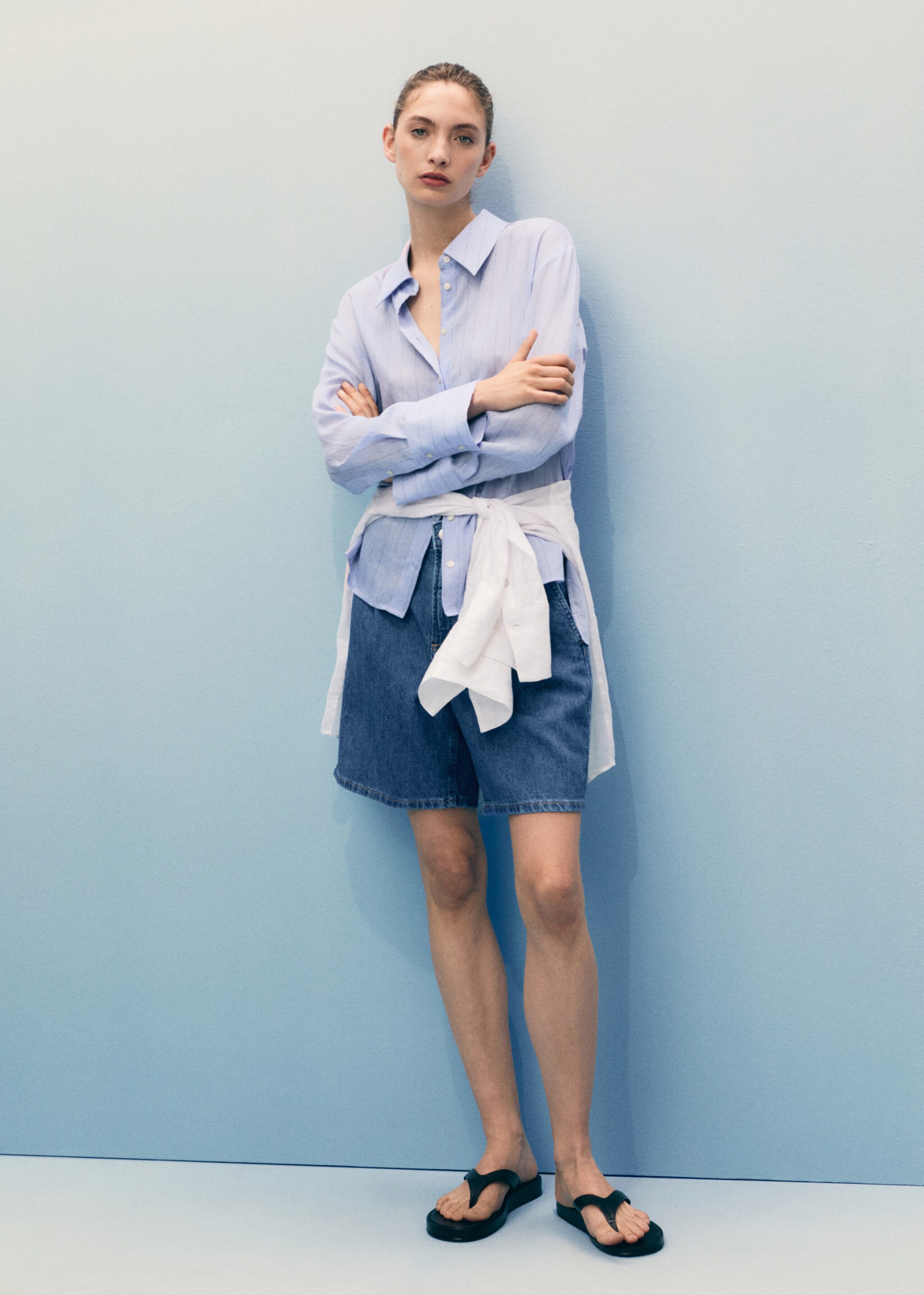 Pleated denim Bermuda shorts - General plane