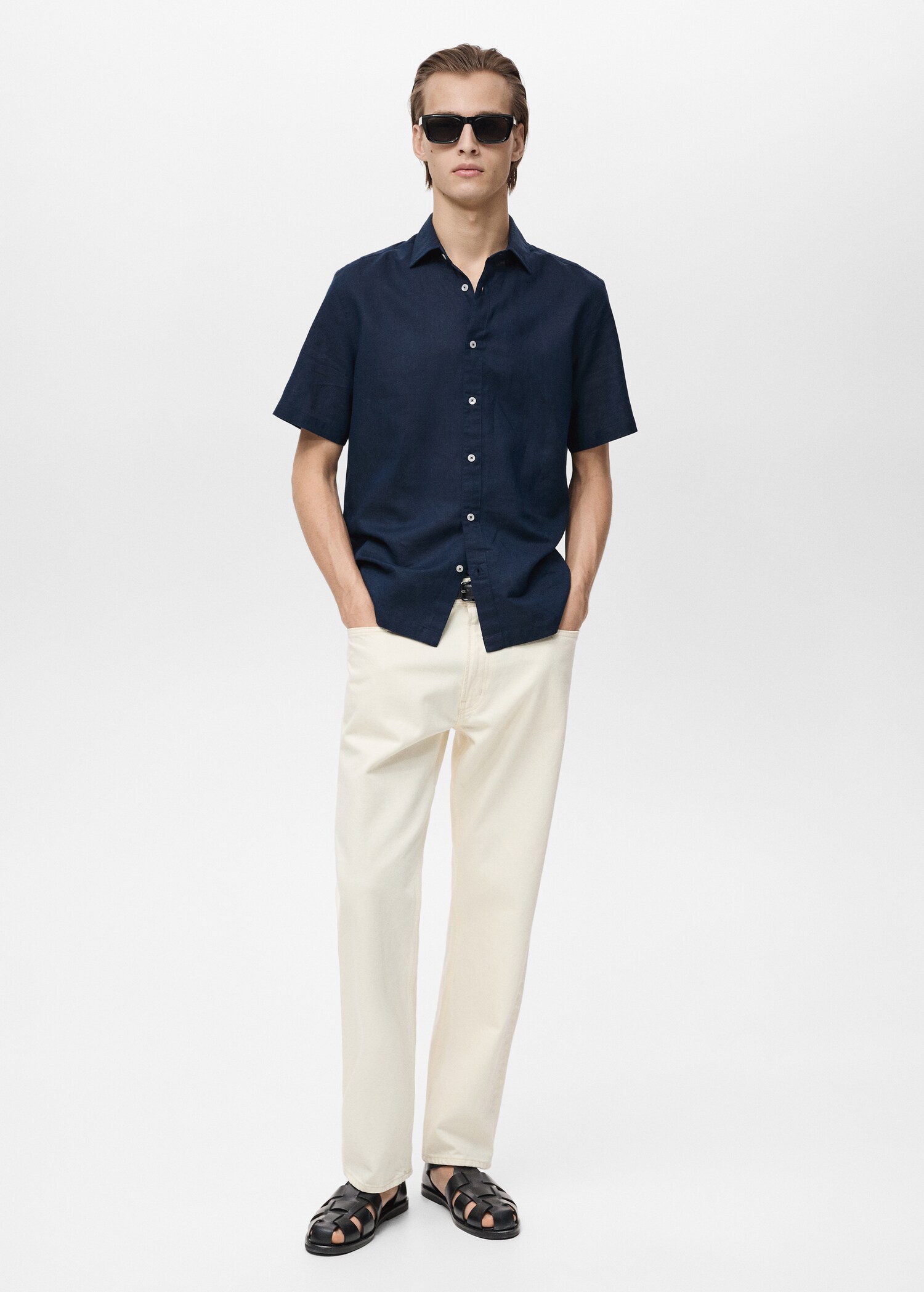 Camisa lino manga corta - Plano general