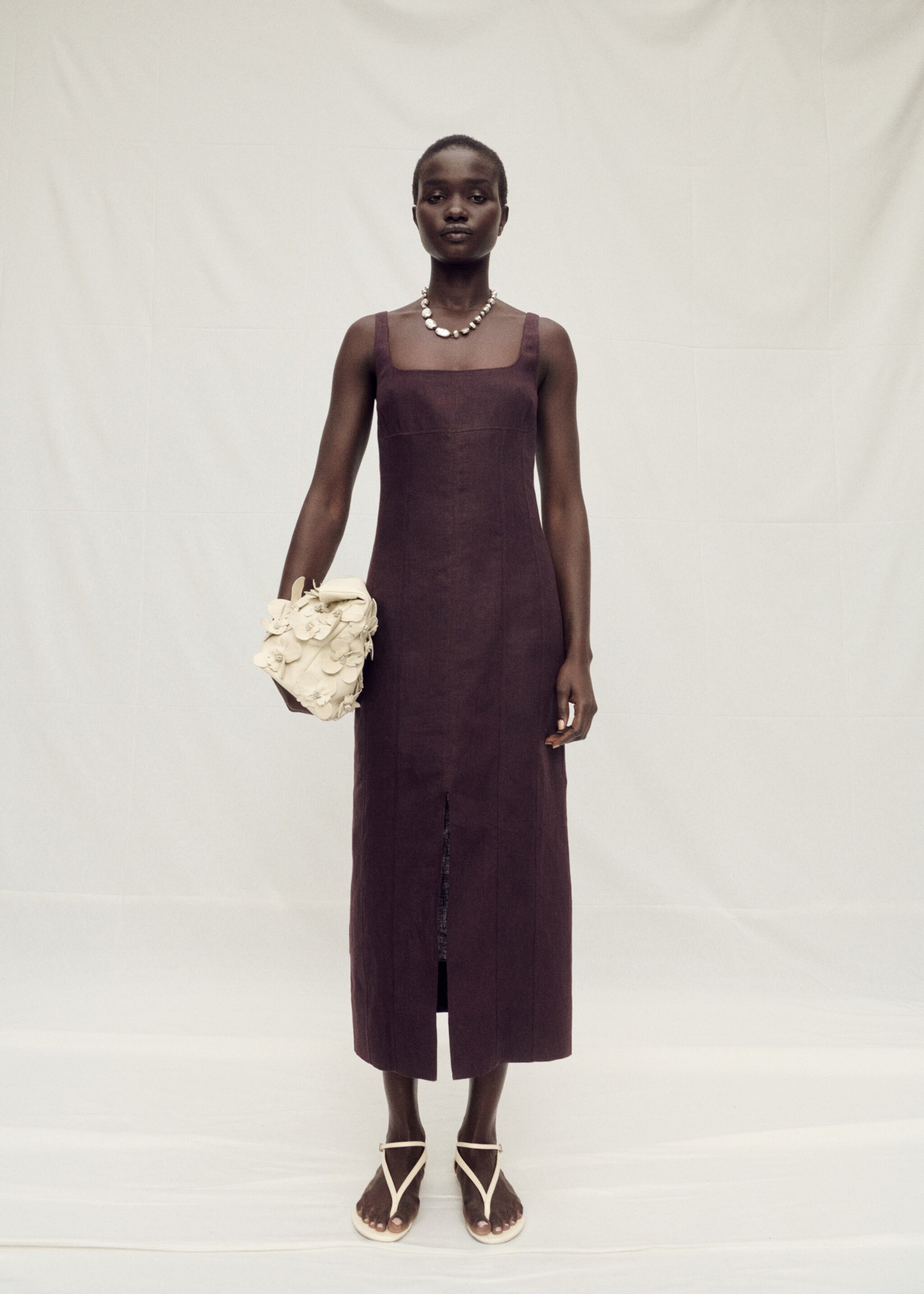 Linen midi-dress with front opening - General plane