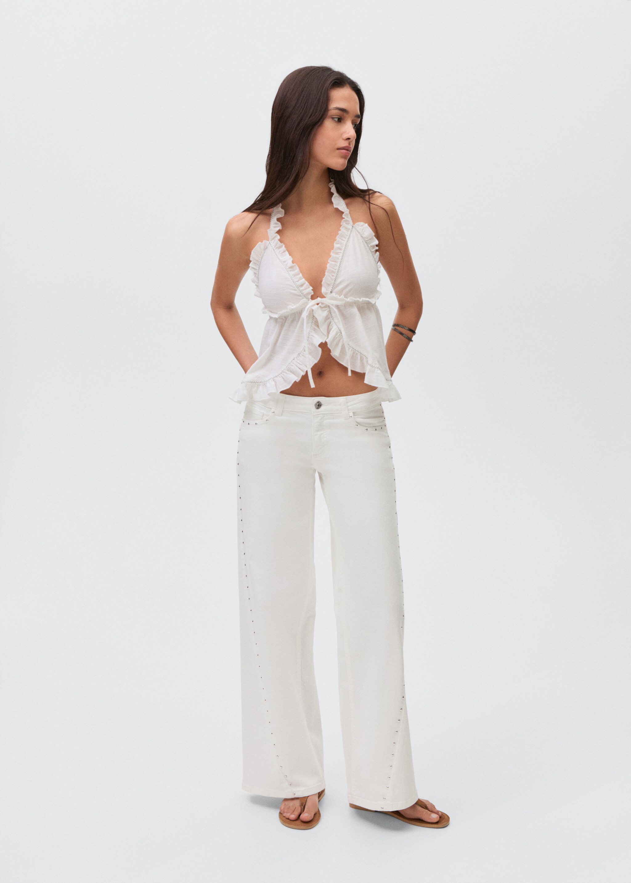 Low-waist studded jeans - General plane