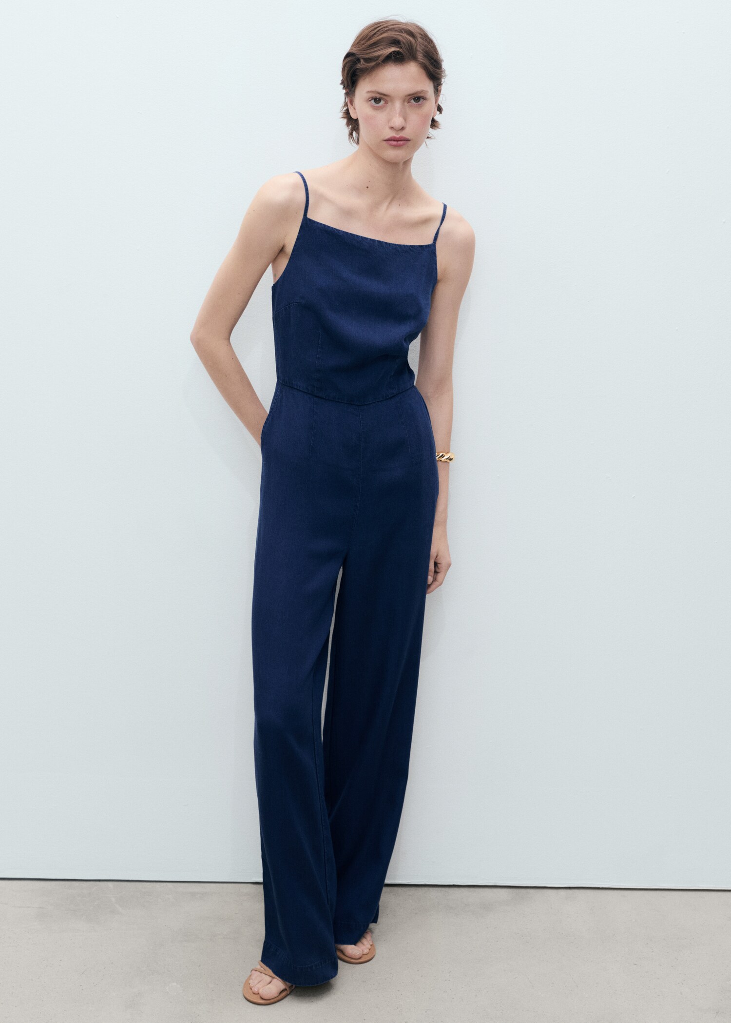 Langer Jumpsuit mit Jeans-Effekt - Allgemeine Ansicht