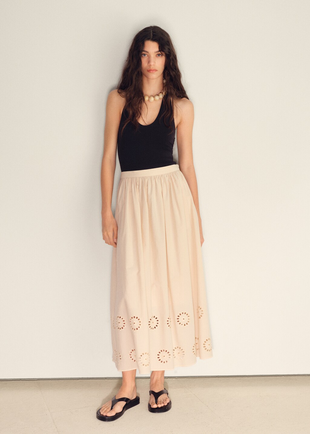 Cotton skirt with embroidered hem - image 2
