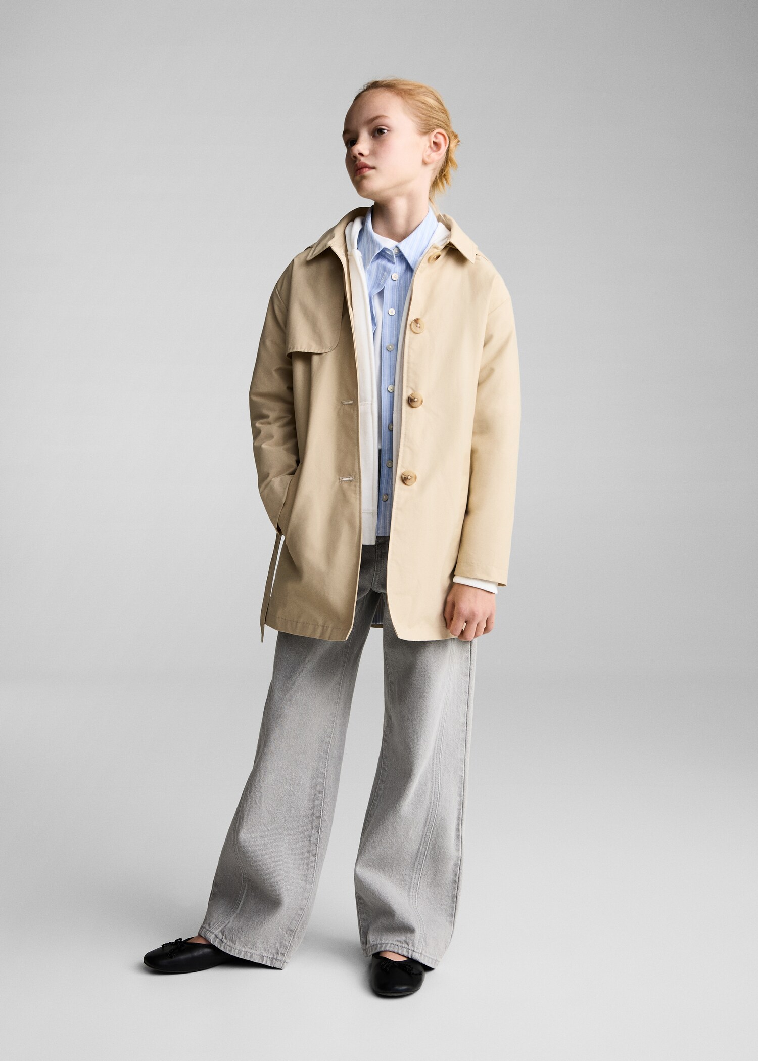 Hooded trench - General plane