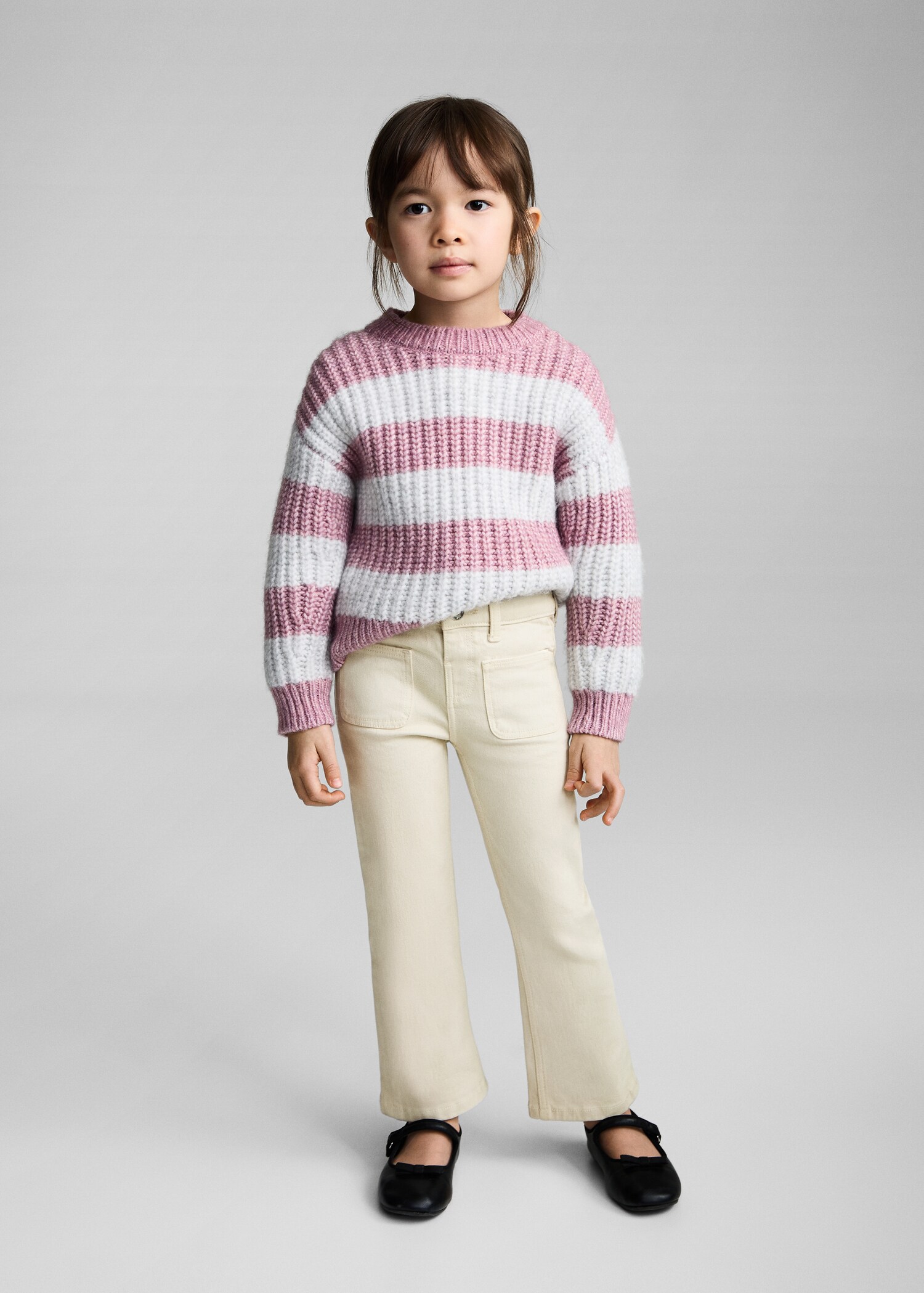 Jeans flare bolsillos - Plano general