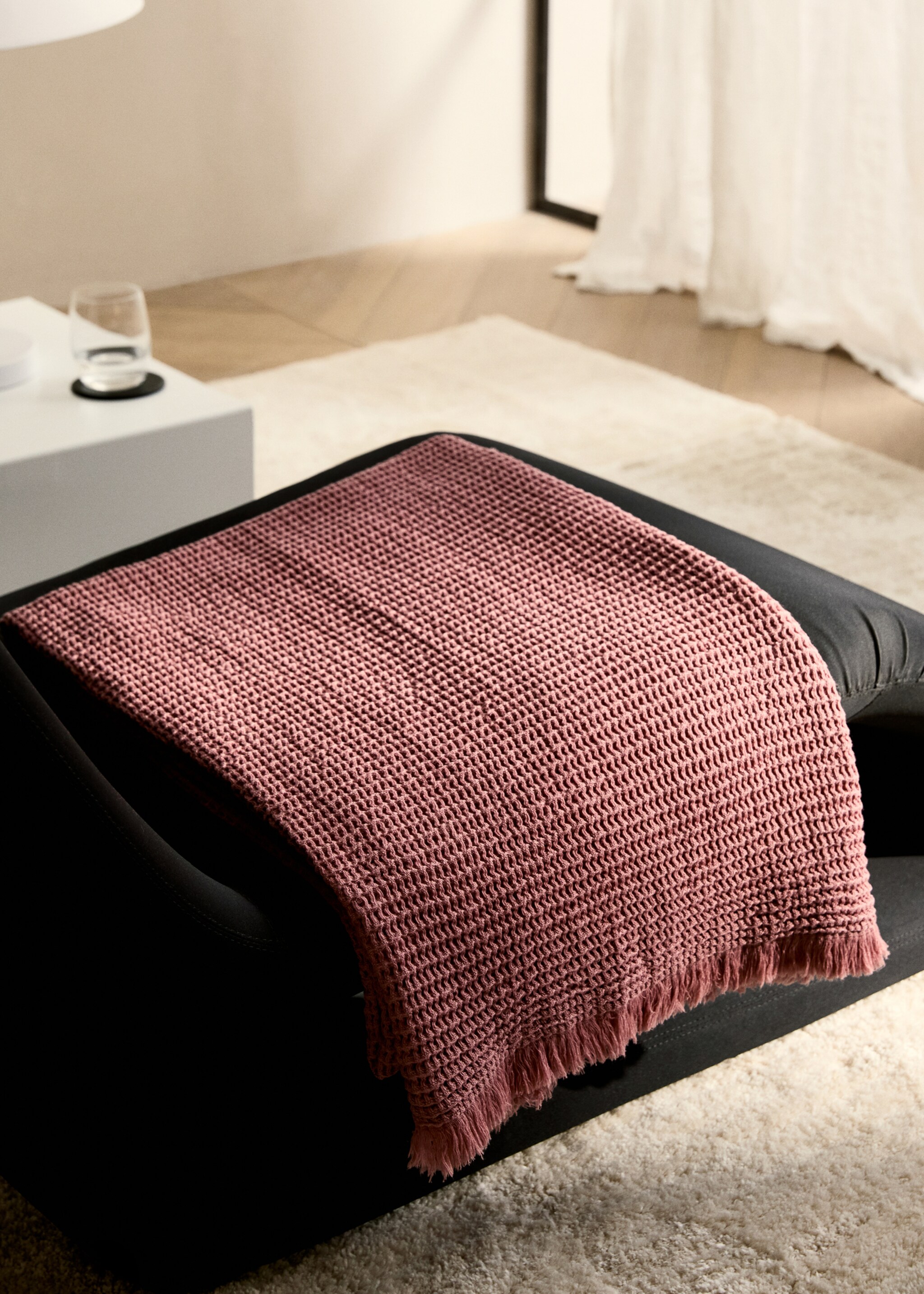 Cotton waffle blanket - General plane, Medium Pink. Ref: 87092928-00.