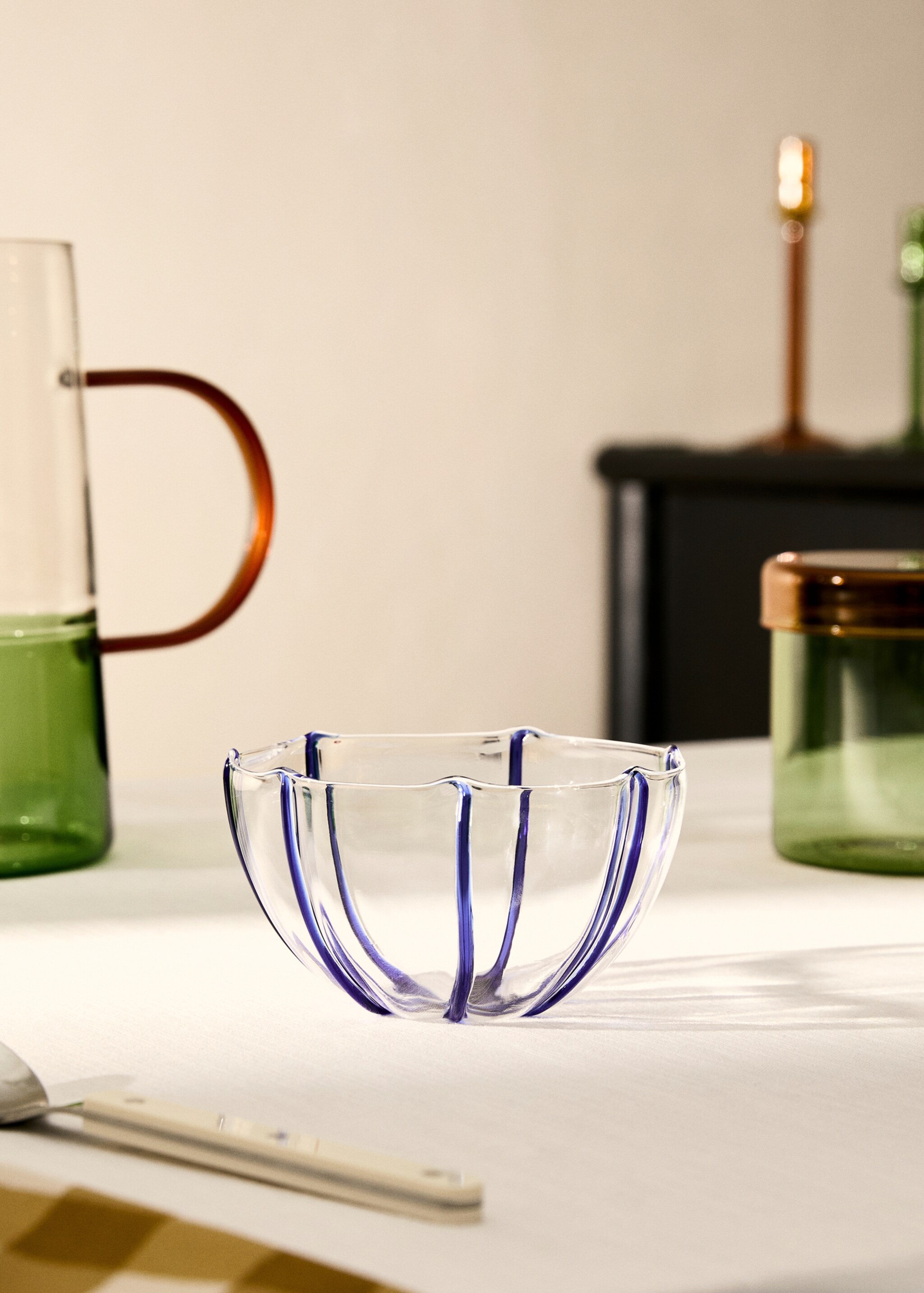 Borosilicate bowl with coloured lines - General plane