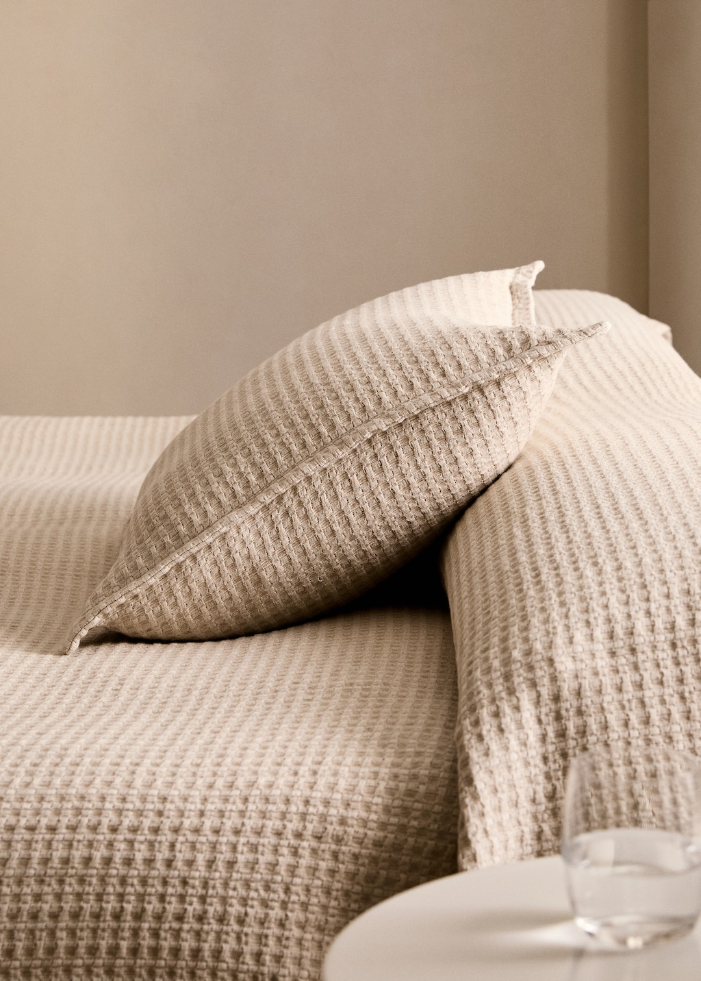 Bed cushion cas nina