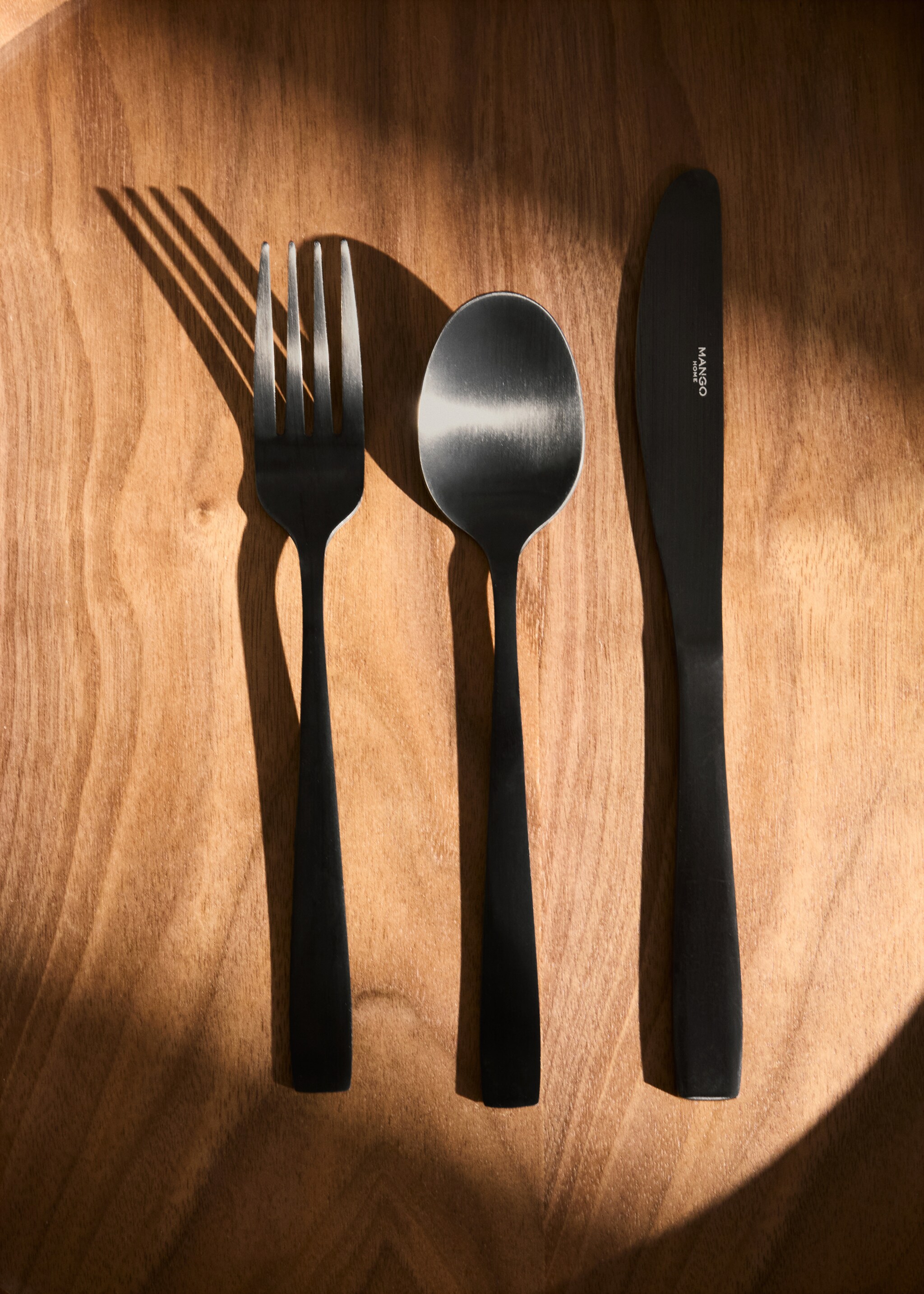 3-delat bestickset i stål med matt finish - Allmän bild
