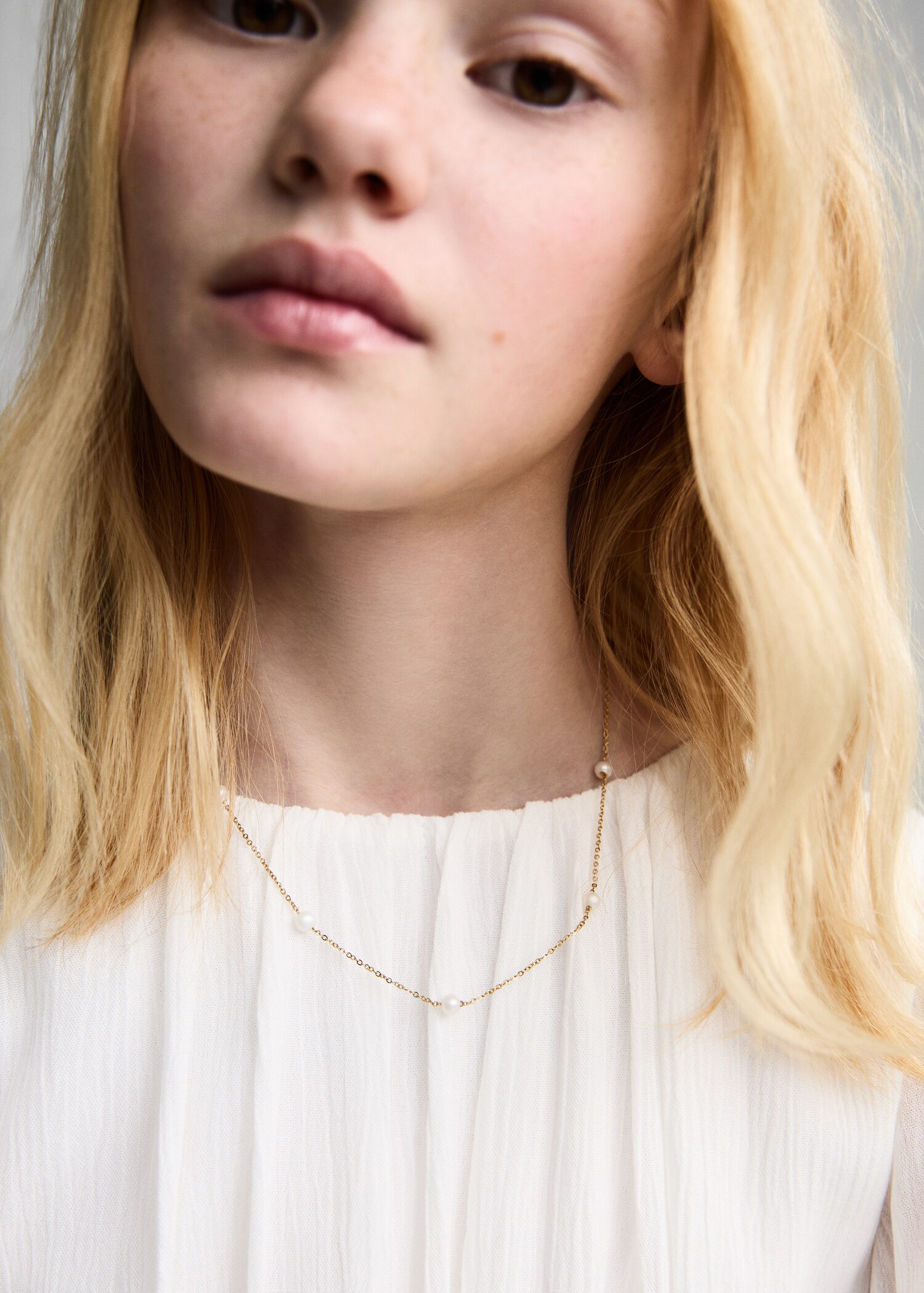 Necklace and earrings set - General plane