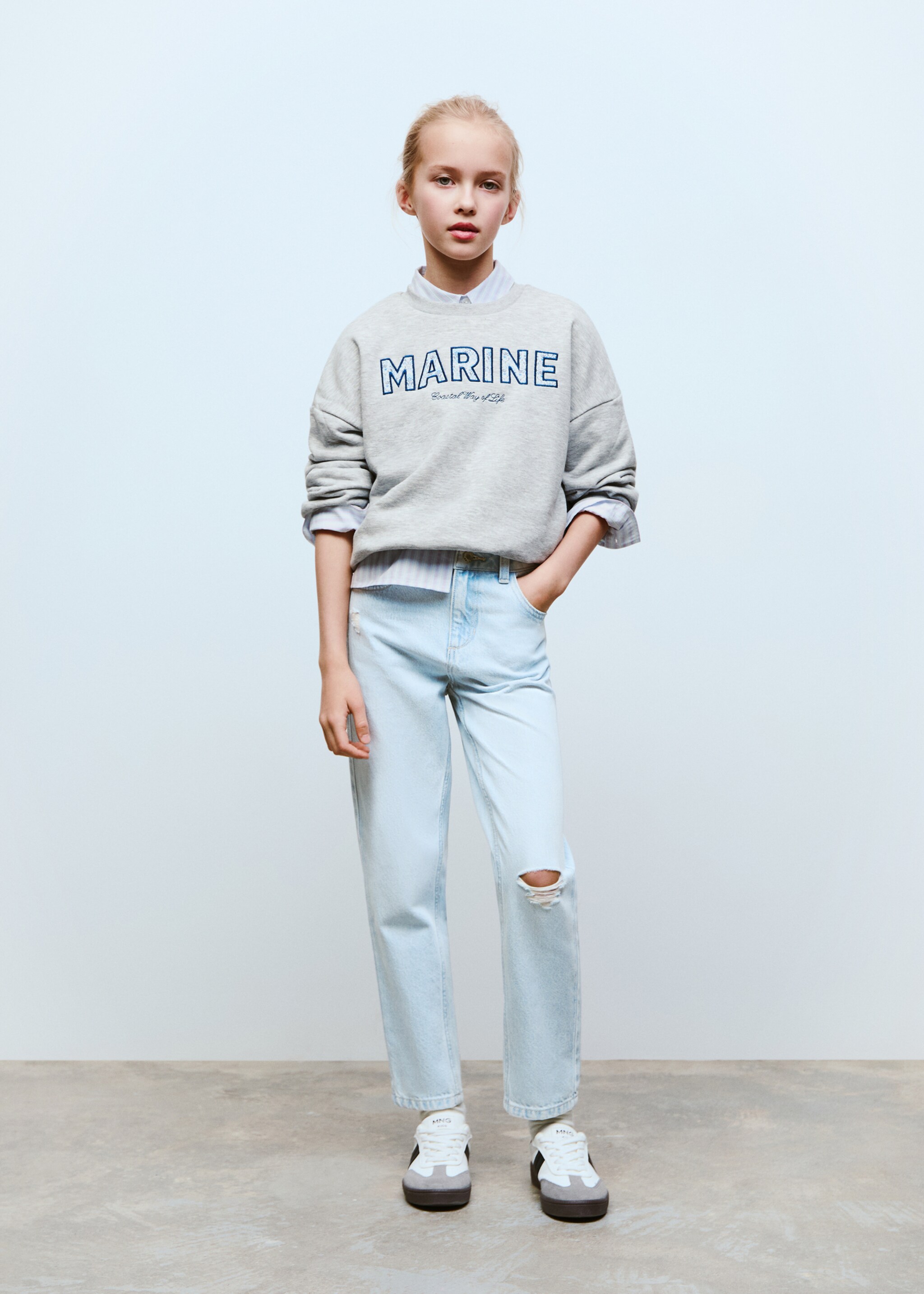 Sudadera algodón mensaje bordado - Plano general